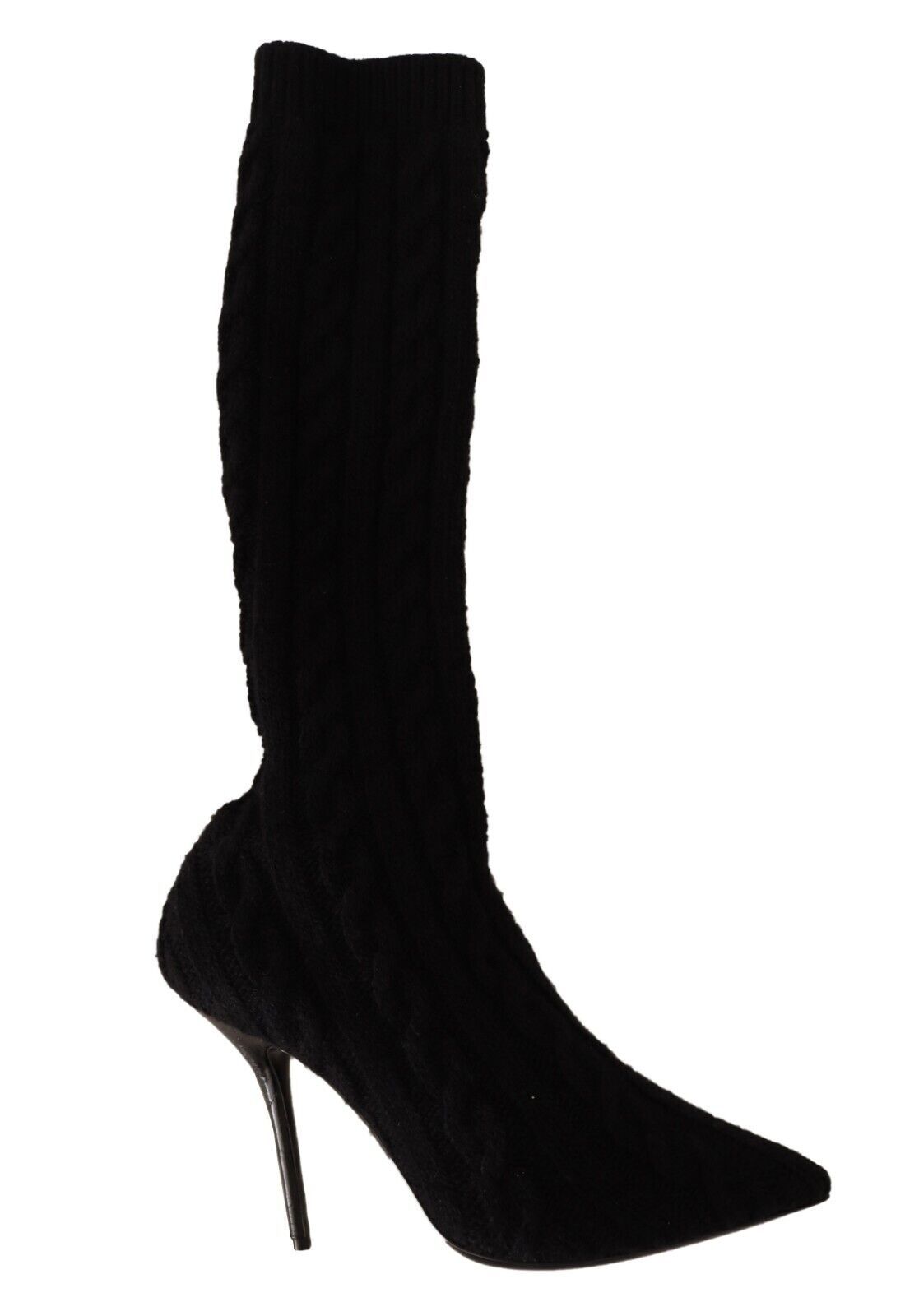 Chaussettes noires extensibles Dolce & Gabbana avec bottines montantes en cuir, vues de face sur fond neutre.