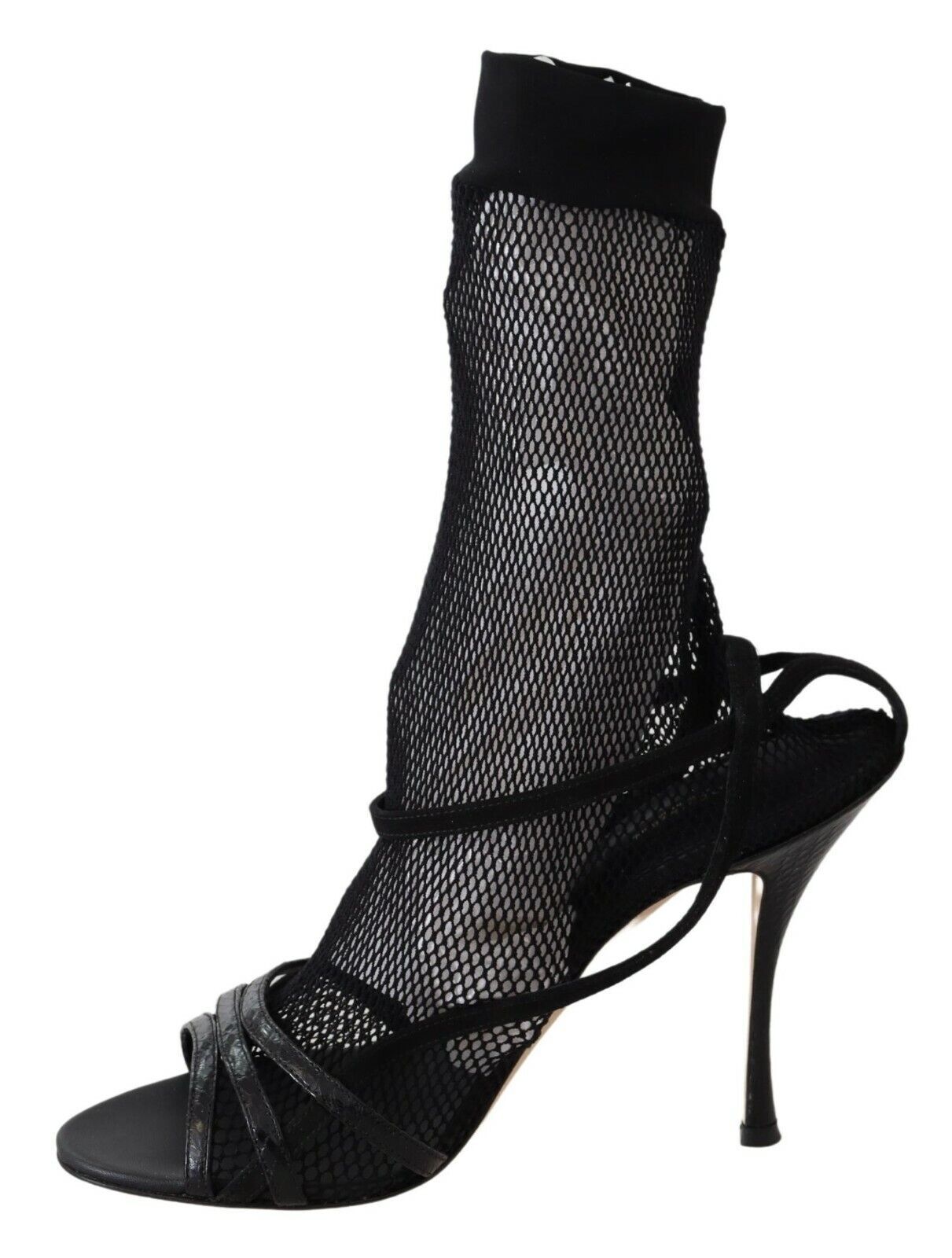 Chaussures Dolce & Gabbana noires en daim, bottines courtes avec semelles, élégantes et modernes.