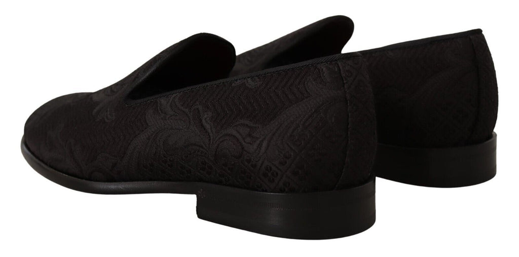 Chaussures Dolce & Gabbana, slippers en brocart noir à fleurs, chaussures de style mocassins élégants et sophistiqués.