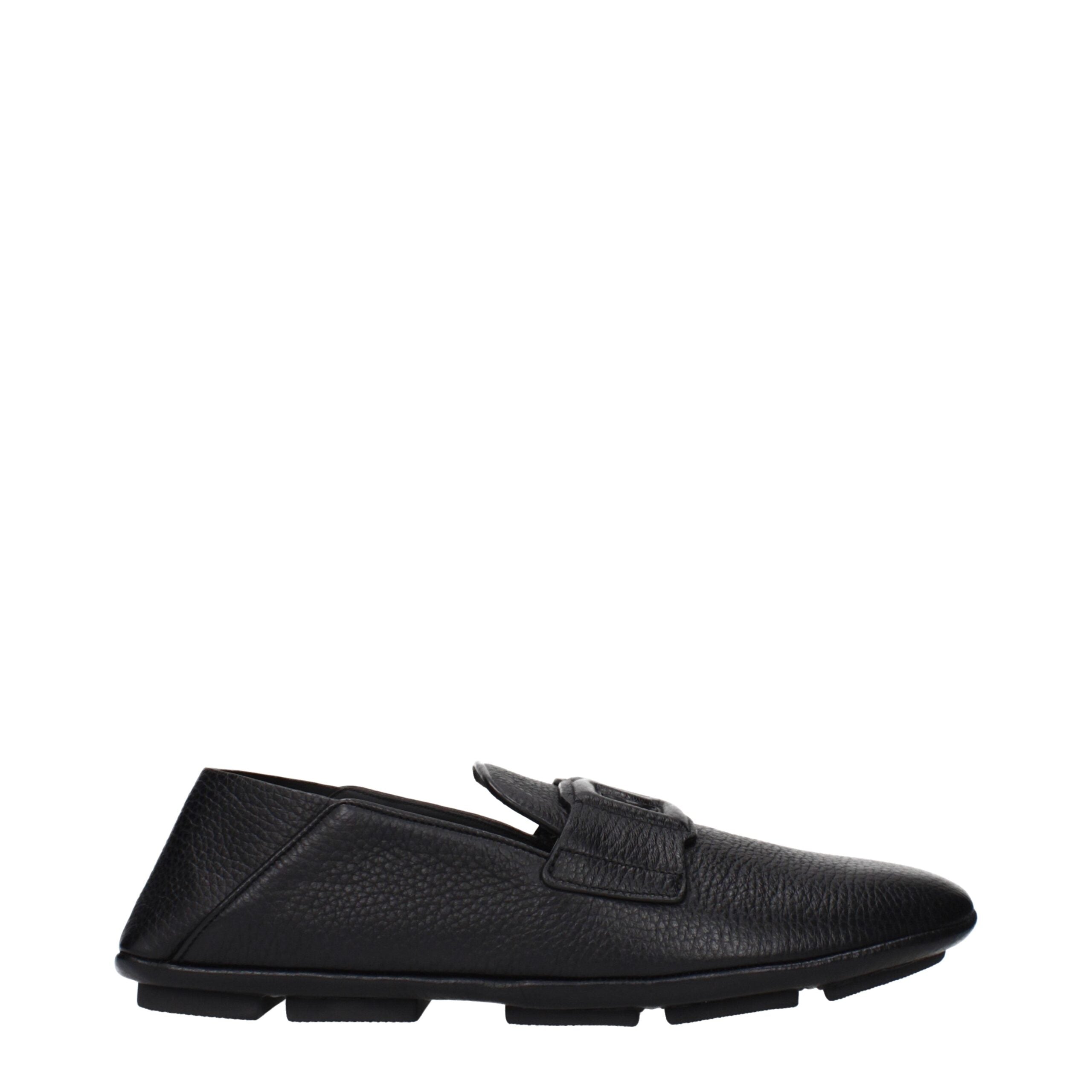 Chaussures mocassins en cuir noir Dolce & Gabbana, slip-on élégants pour homme, avec finition lisse et semelle en caoutchouc.