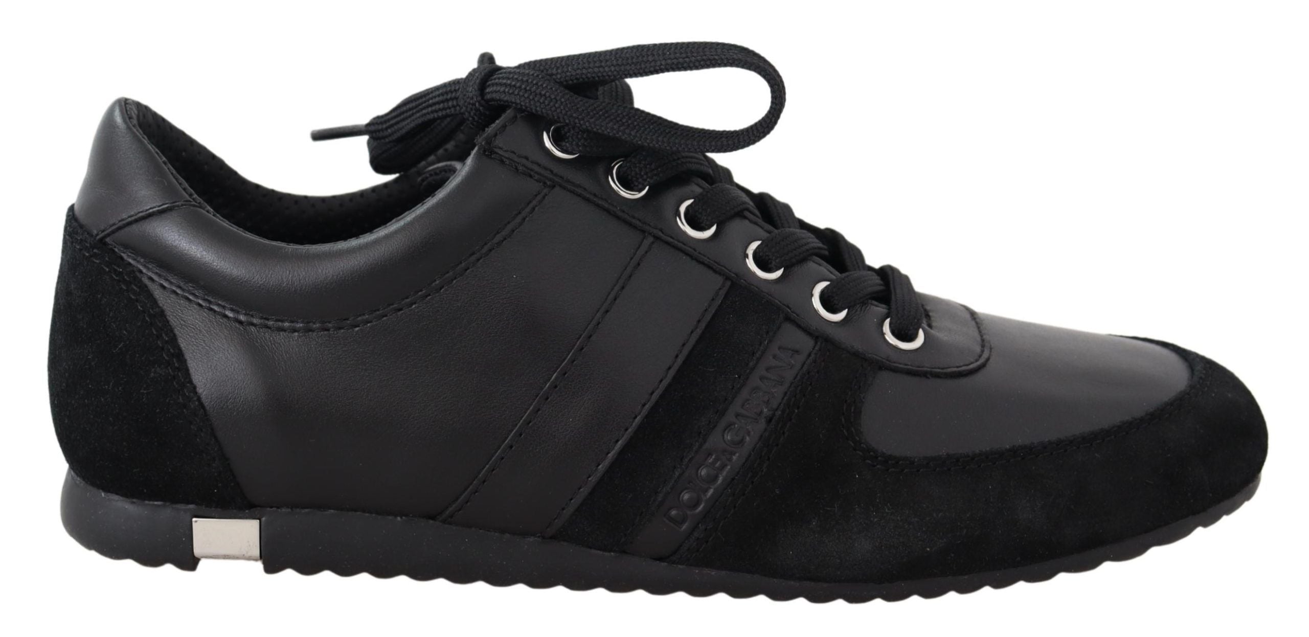 Chaussures décontractées Dolce & Gabbana en cuir noir avec logo, sneakers élégants et confortables, vues de face.