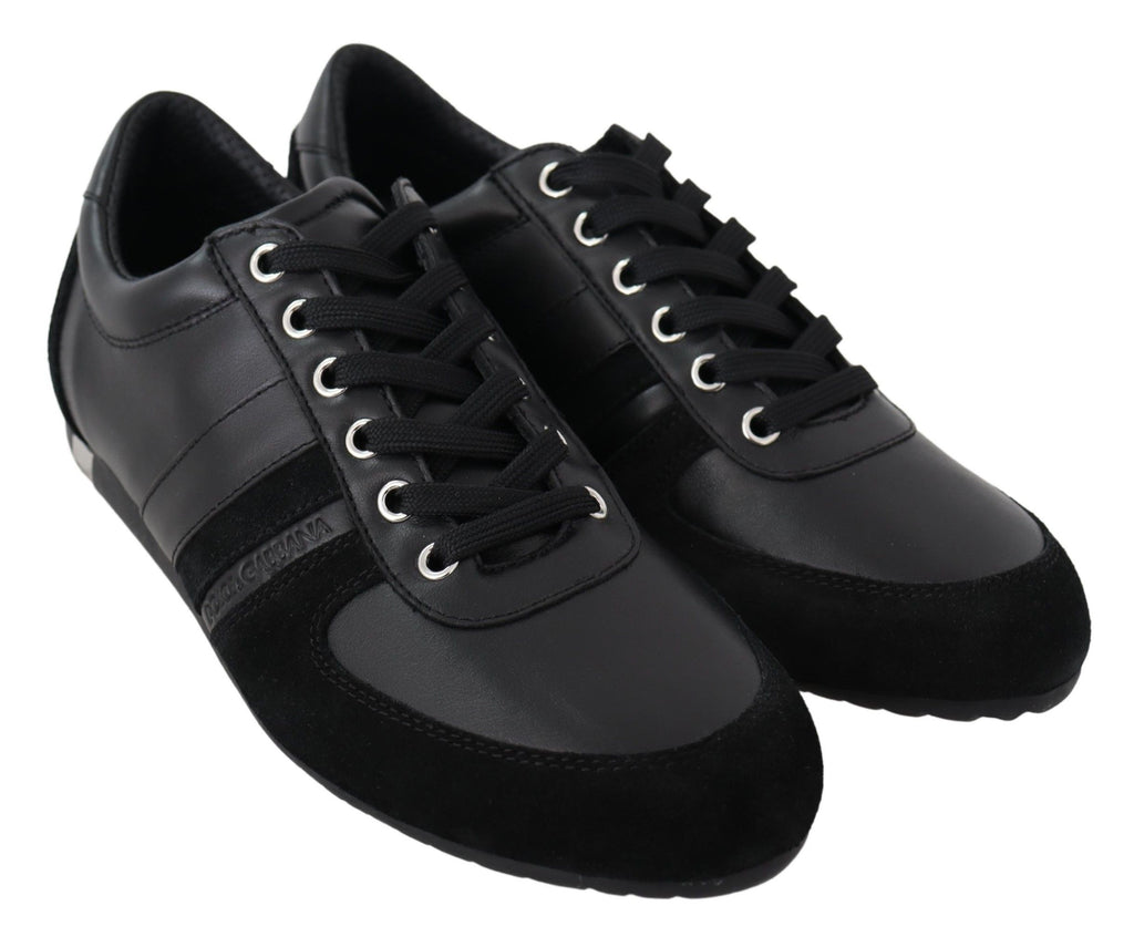 Chaussures sneakers décontractées en cuir noir Dolce & Gabbana avec logo visible, style casual et moderne.