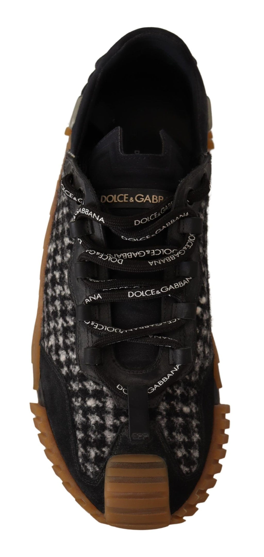 Chaussures sneakers noires et blanches Dolce & Gabbana en tissu avec laçage, style élégant et moderne.