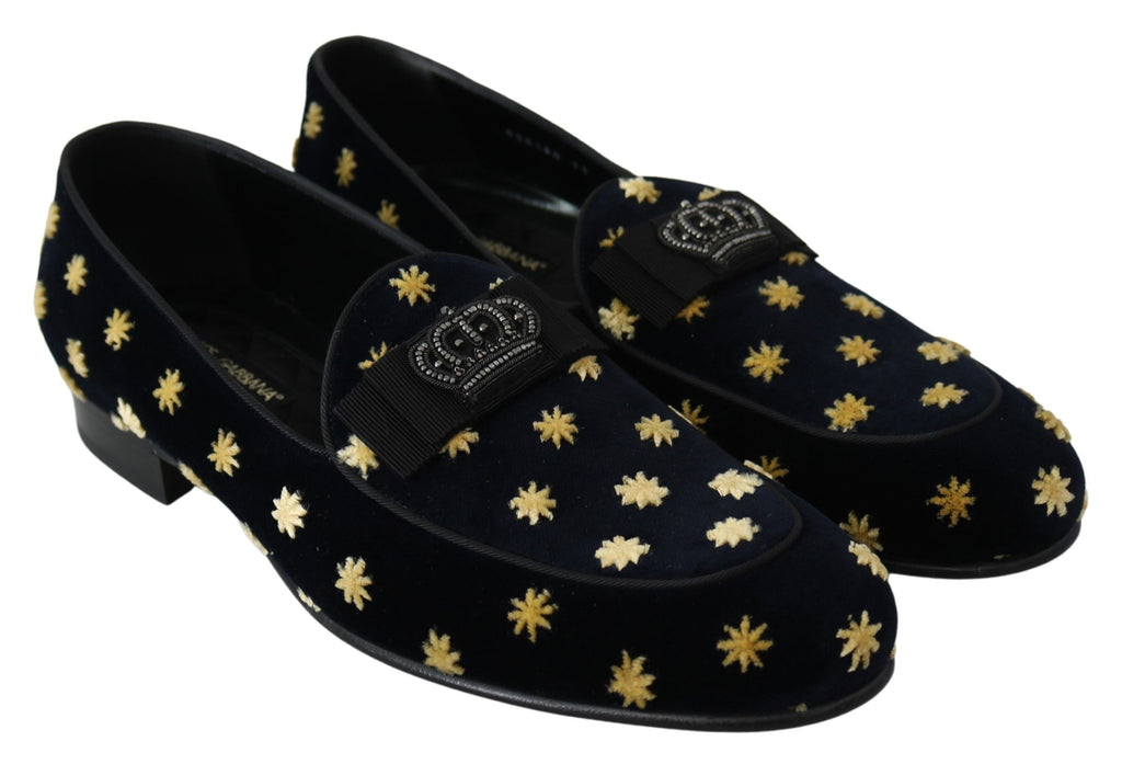 Chaussures Dolce & Gabbana Loafers en velours bleu avec couronne, pantoufles élégantes pour homme.