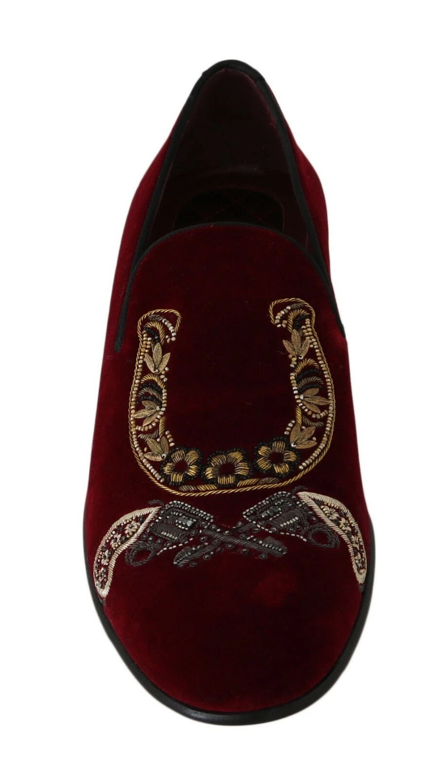 Mocassins en velours bordeaux Dolce & Gabbana avec détail de fer à cheval en métal, chaussures élégantes pour homme.