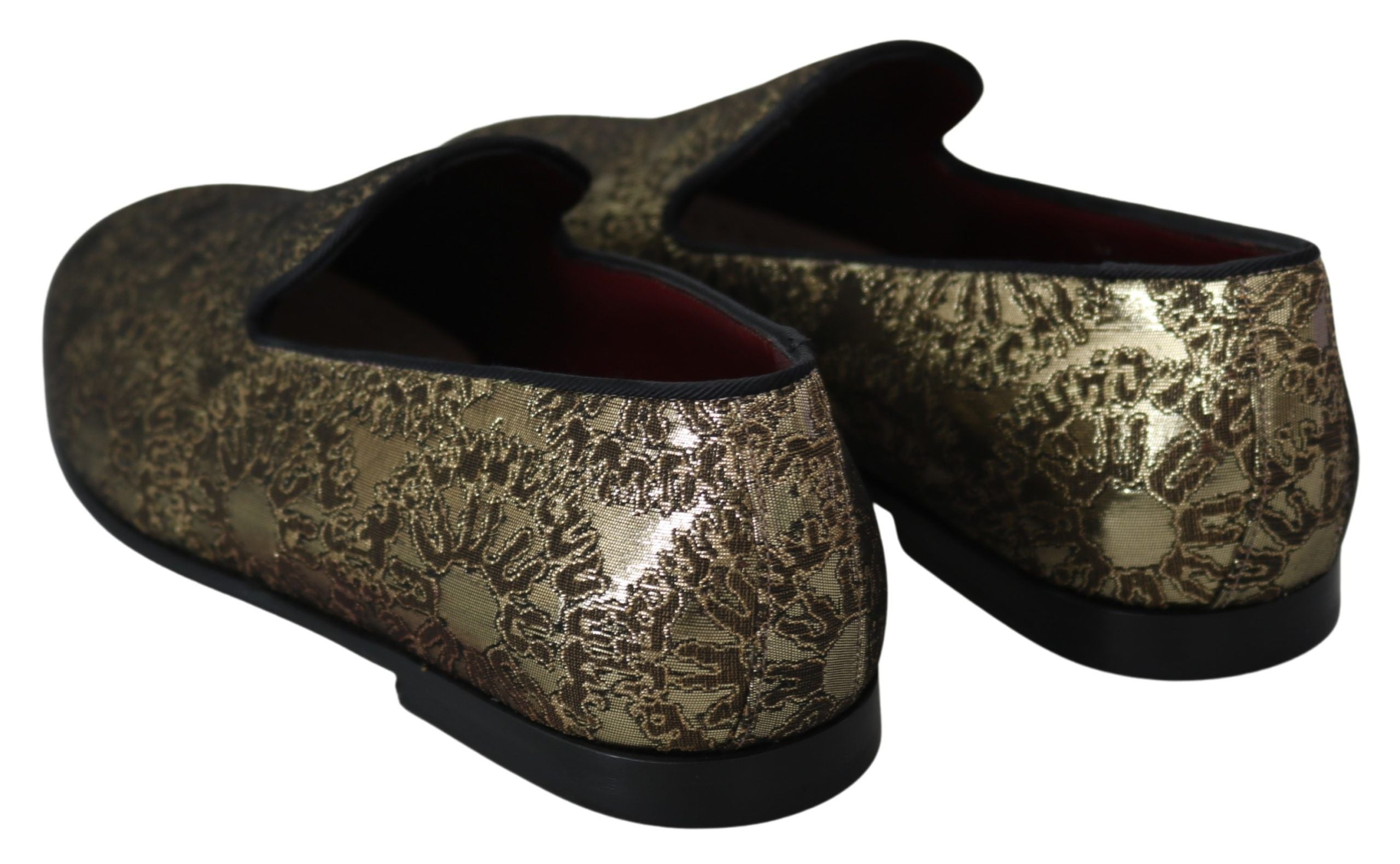 Chaussures mocassins hommes Dolce & Gabbana en jacquard doré, élégantes et confortables, visibles en gros plan.
