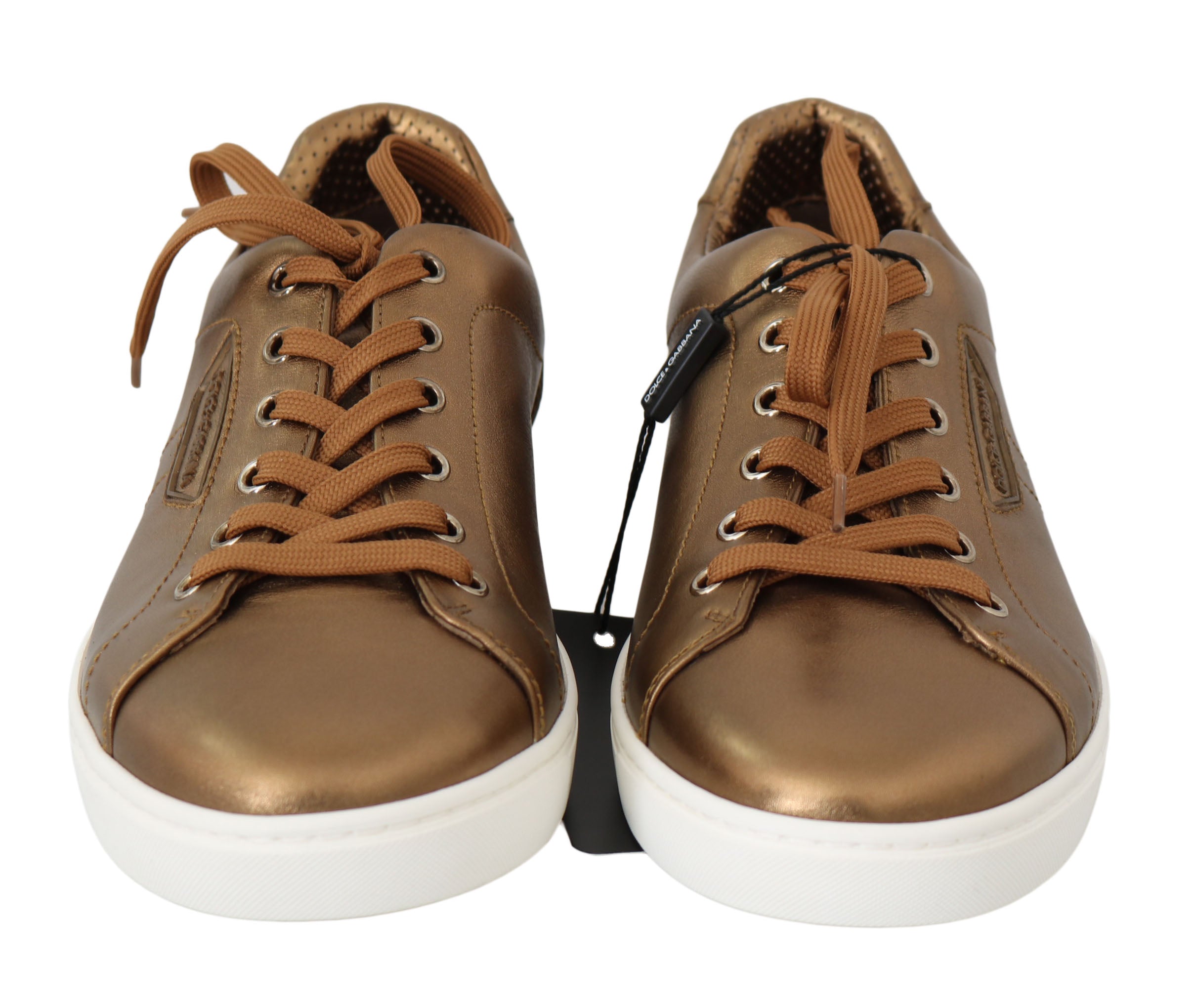 Chaussures décontractées en cuir doré pour hommes de Dolce & Gabbana, sneakers élégants et confortables.
