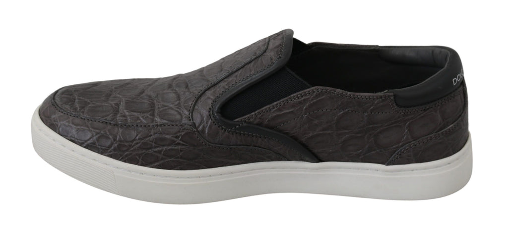 Chaussures mocassins pour homme Dolce & Gabbana en cuir gris avec motif caïman, style élégant et classique.