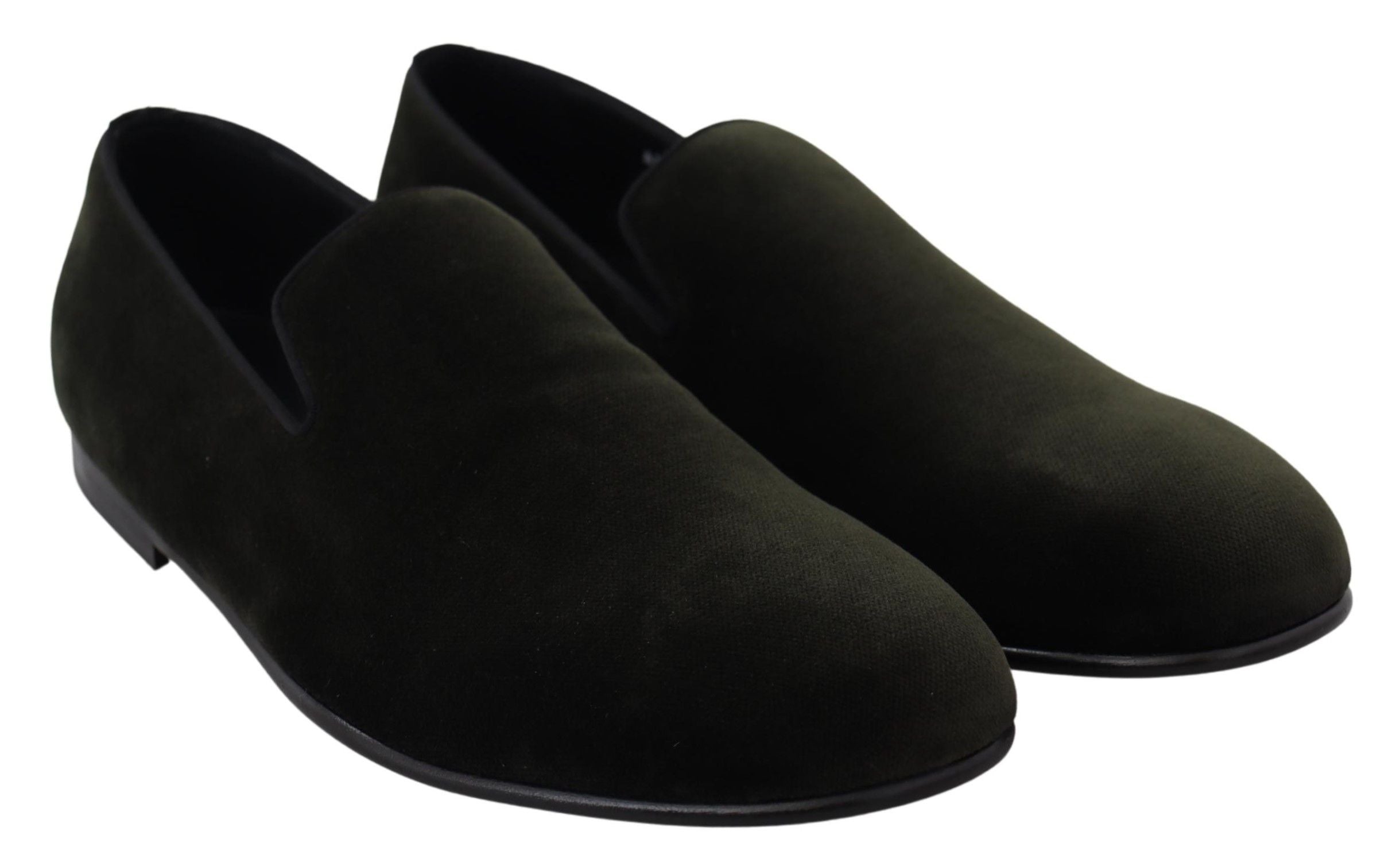 Chaussures mocassins Dolce & Gabbana en velours vert pour homme, style slip-on élégante et sophistiquée.