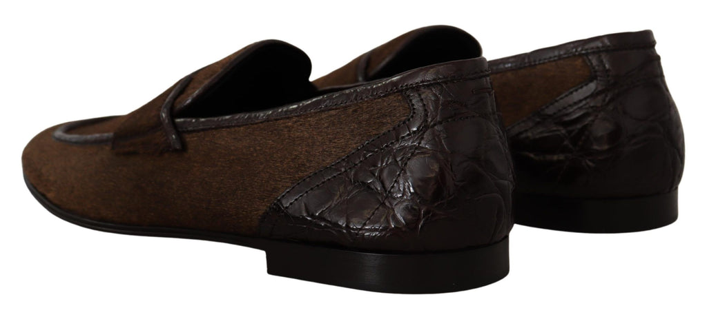 Chaussures Dolce & Gabbana mocassins en cuir marron pour femme, style élégant avec semelle en cuir et design classique.