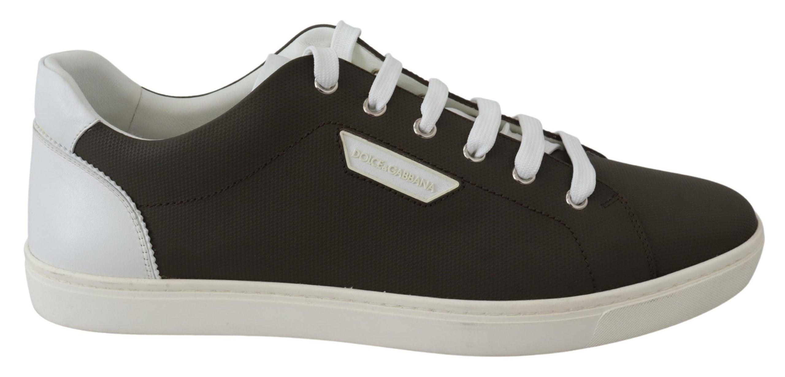 Sneakers basses en cuir blanc et vert de Dolce & Gabbana, chaussures de sport élégantes avec design moderne.