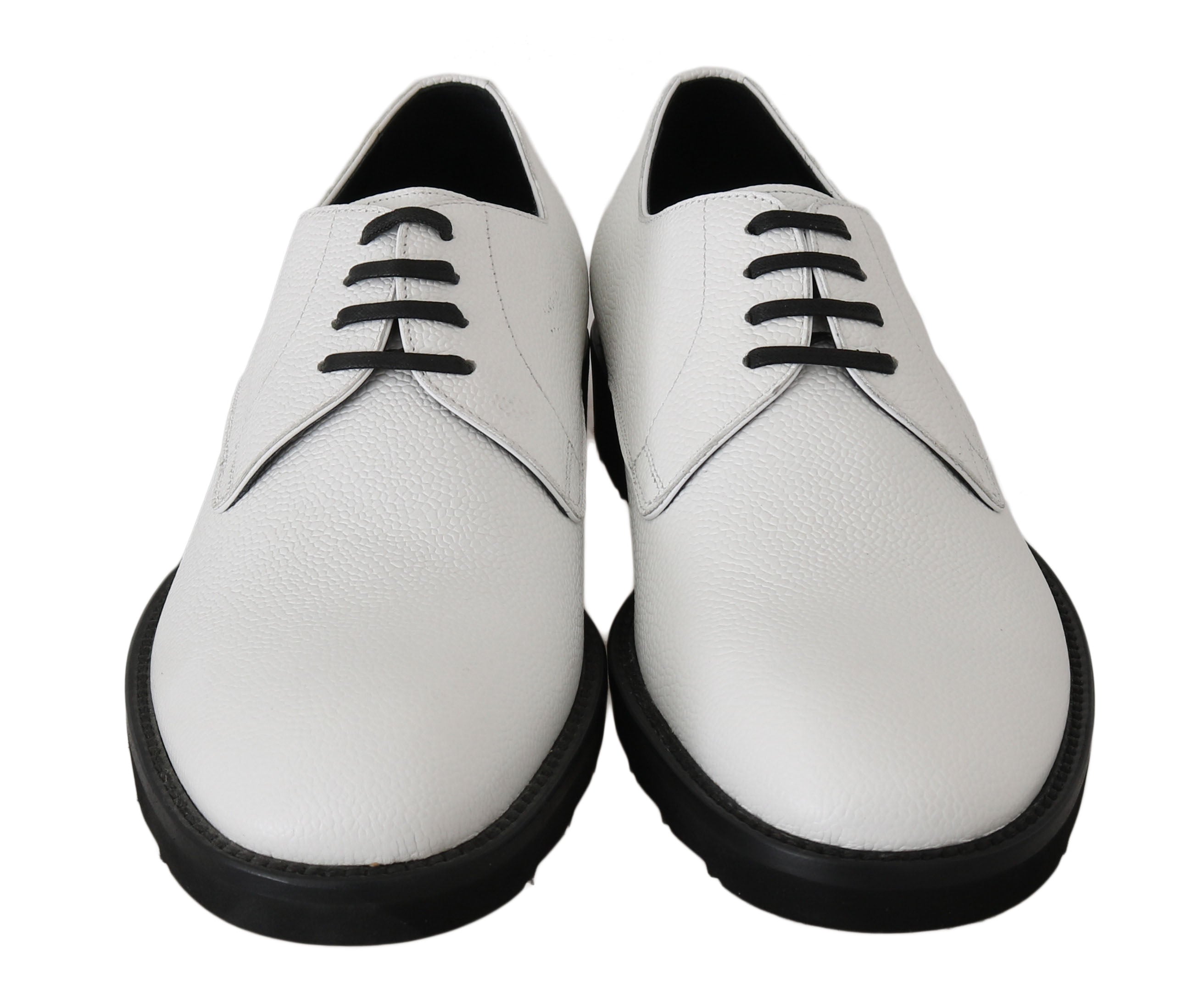 Chaussures Derby habillées en cuir blanc de Dolce & Gabbana, style formel pour homme, vue de face.