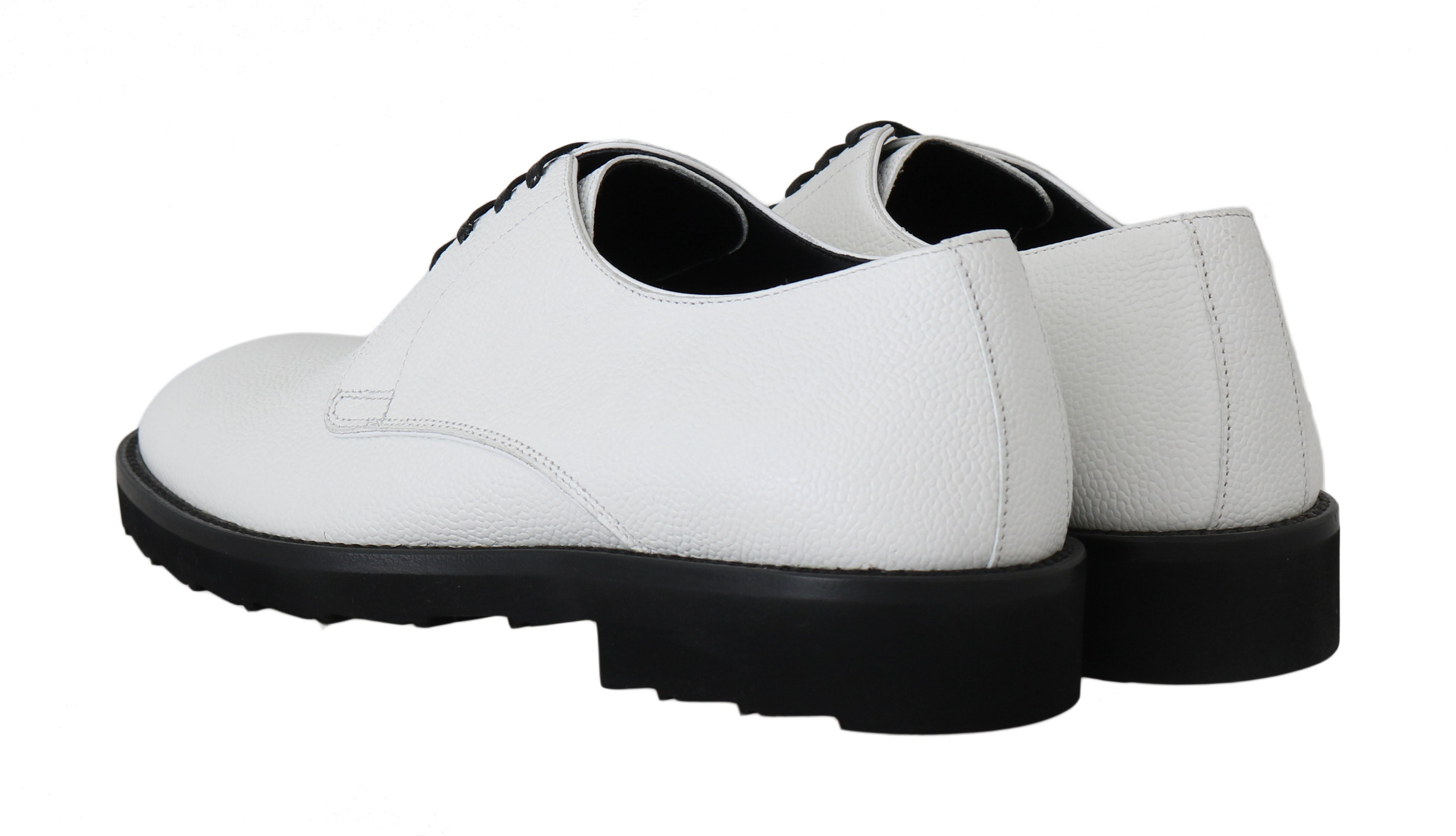Chaussures derby formelles en cuir blanc de Dolce & Gabbana, élégantes et sophistiquées pour homme.