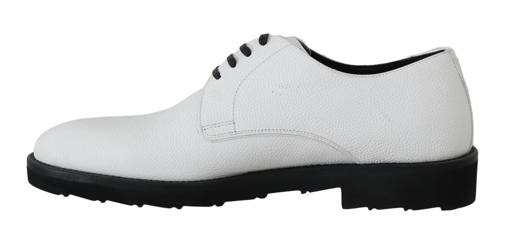Chaussures derby en cuir blanc Dolce & Gabbana pour homme, chaussures de ville formelles élégantes et sophistiquées.
