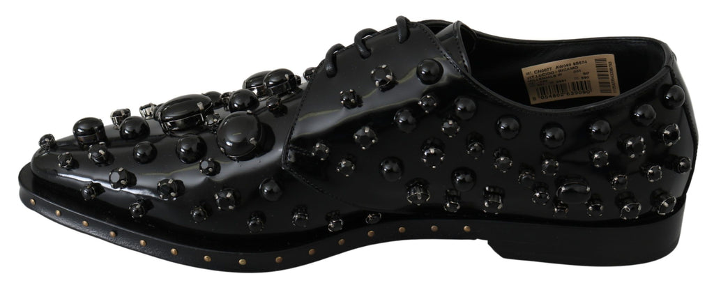 Chaussures brogue en cuir noir Dolce & Gabbana ornées de cristaux, style élégant et sophistiqué pour femme.