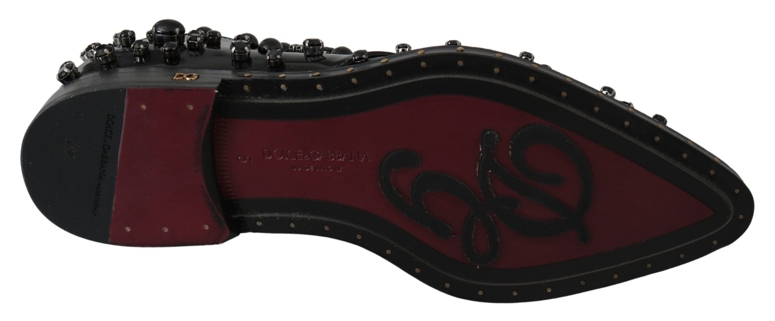 Chaussures brogue en cuir noir Dolce & Gabbana avec cristaux, style élégant et sophistiqué pour femmes.