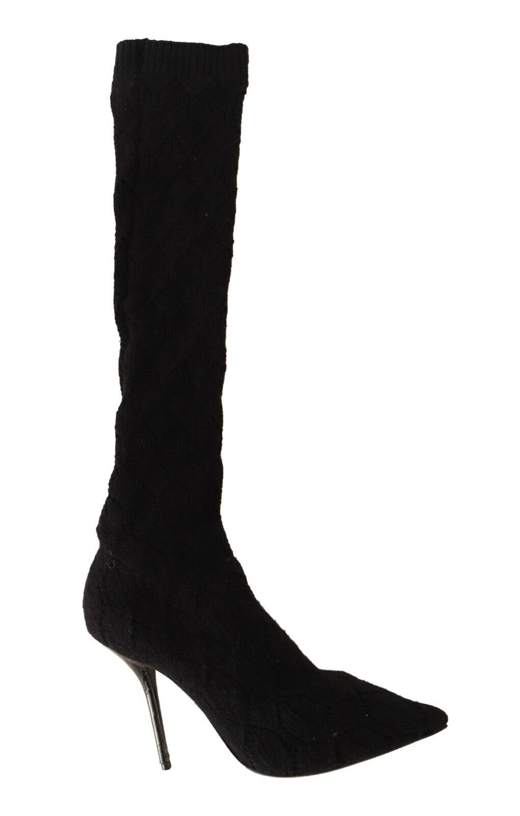 Chaussettes noires stretch Dolce & Gabbana, mi-mollet, avec bottines élégantes en cuir, mode sophistiquée et tendance.