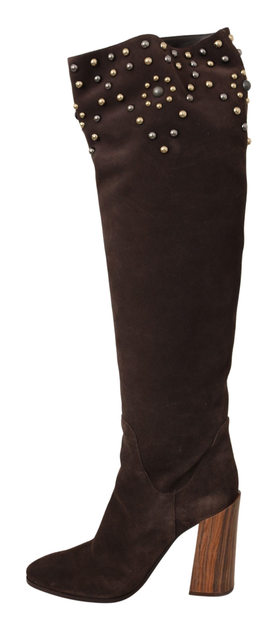 Bottes hautes en daim marron Dolce & Gabbana avec studs, chaussures élégantes et tendance pour femmes.