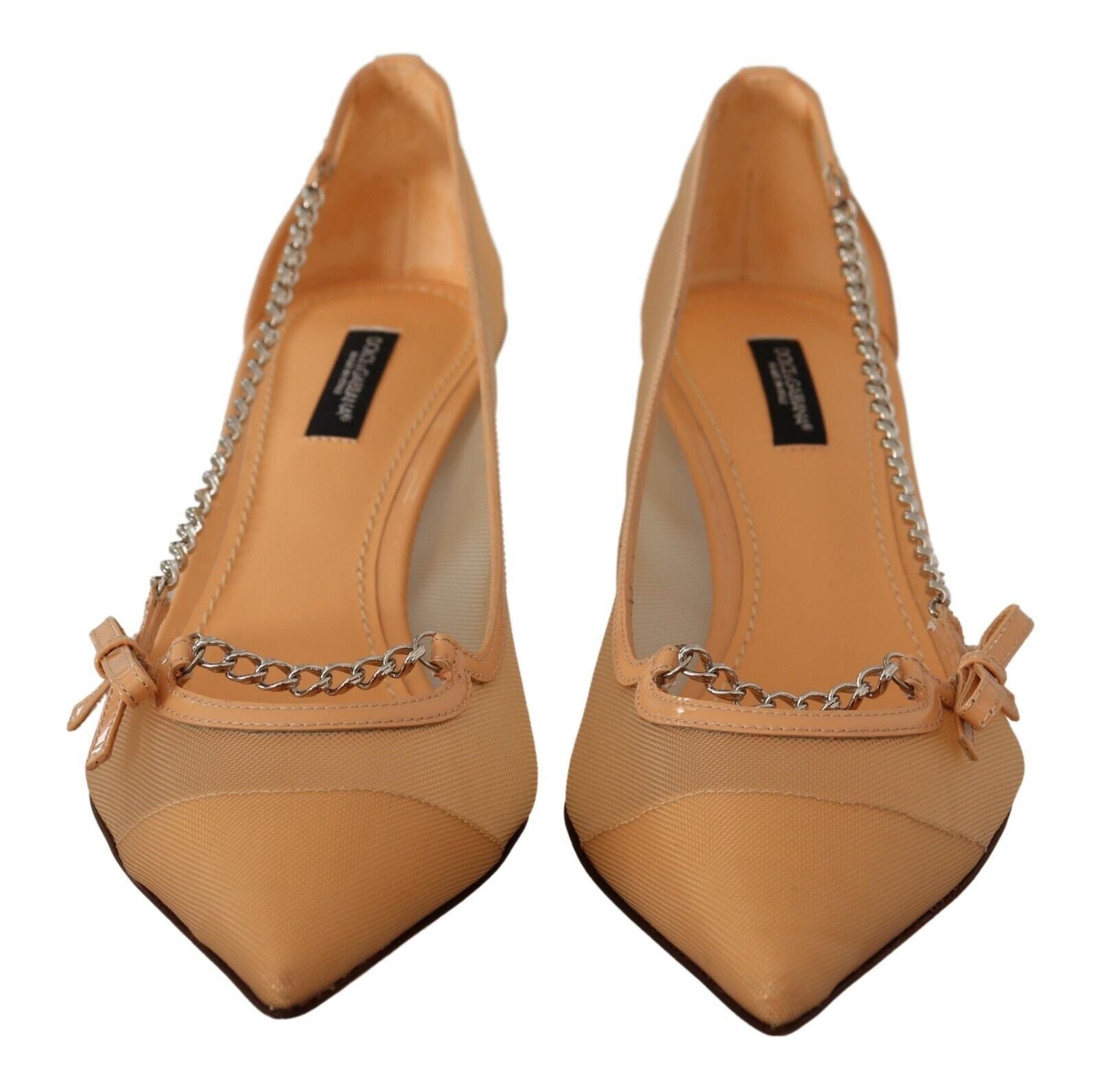 Chaussures à talons Dolce & Gabbana Peach Mesh avec chaînes en cuir, style élégant et sophistiqué, vue de face.