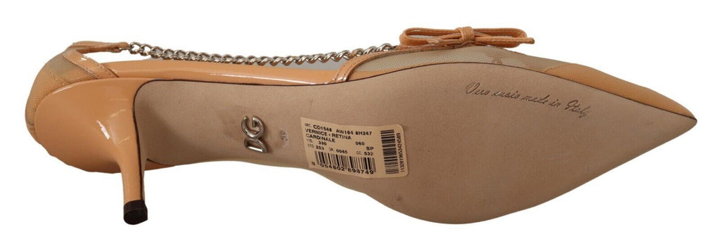 Chaussures à talons Dolce & Gabbana Peach en mesh et cuir avec chaînes, style élégant et moderne.