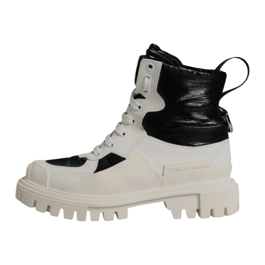 Bottes en cuir blanc Dolce & Gabbana, lacées, mi-mollet, rembourrées, chaussures élégantes pour femmes.