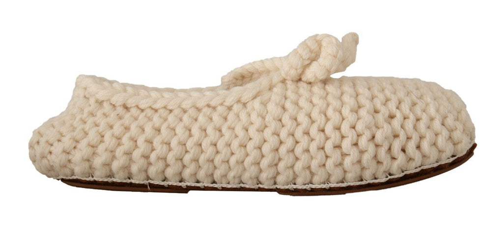 Chaussures ballerines Dolce & Gabbana blanches en laine tricotée, chaussures slip-on élégantes pour femmes.