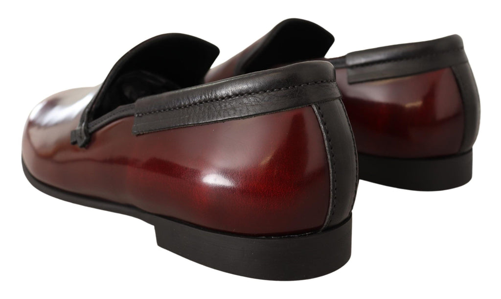 Chaussures Richelieu en cuir verni Bordeaux de Dolce & Gabbana, mocassins élégants pour homme.