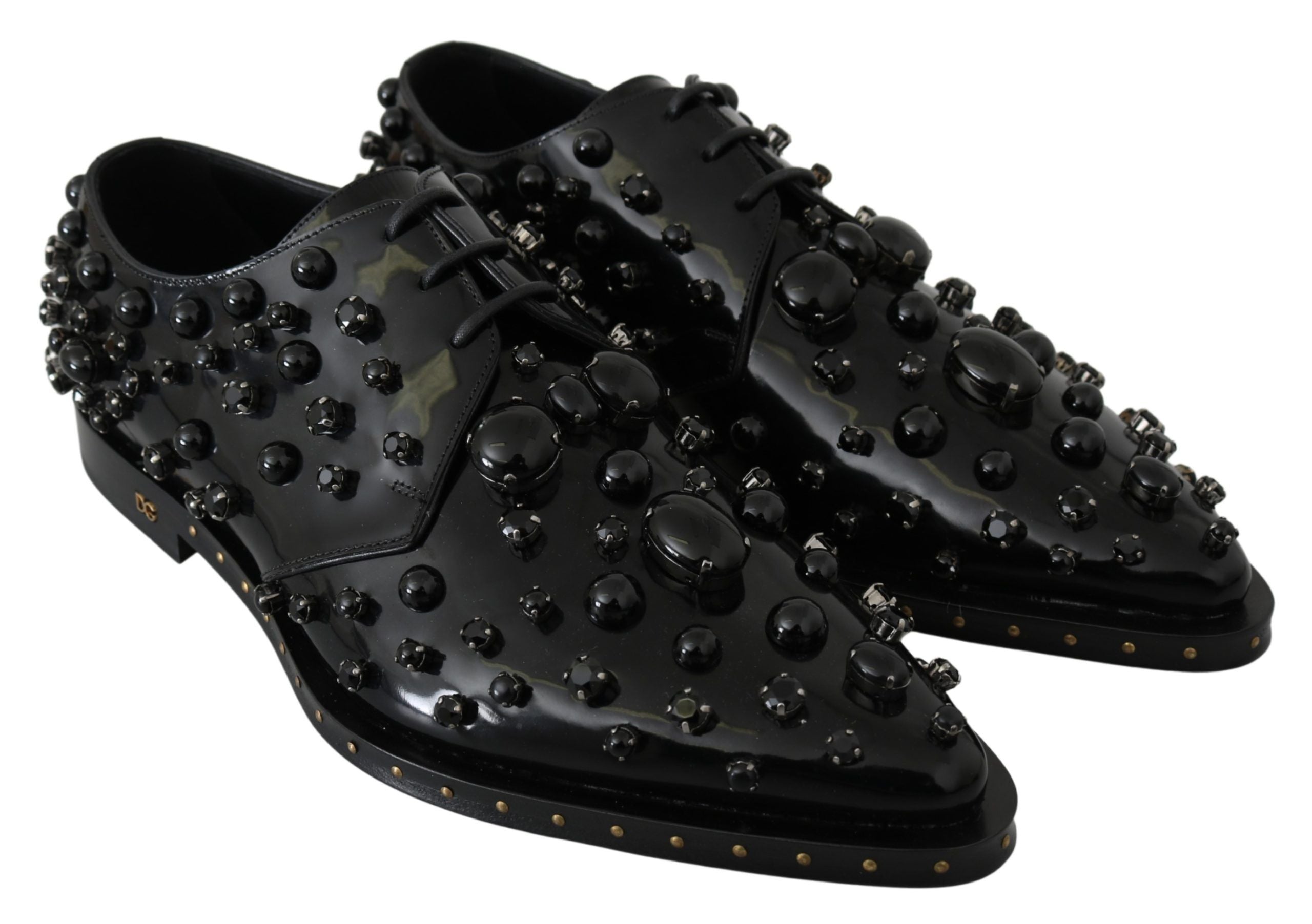 Chaussures brogue en cuir noir Dolce & Gabbana avec cristaux, élégantes et sophistiquées, vues de face.