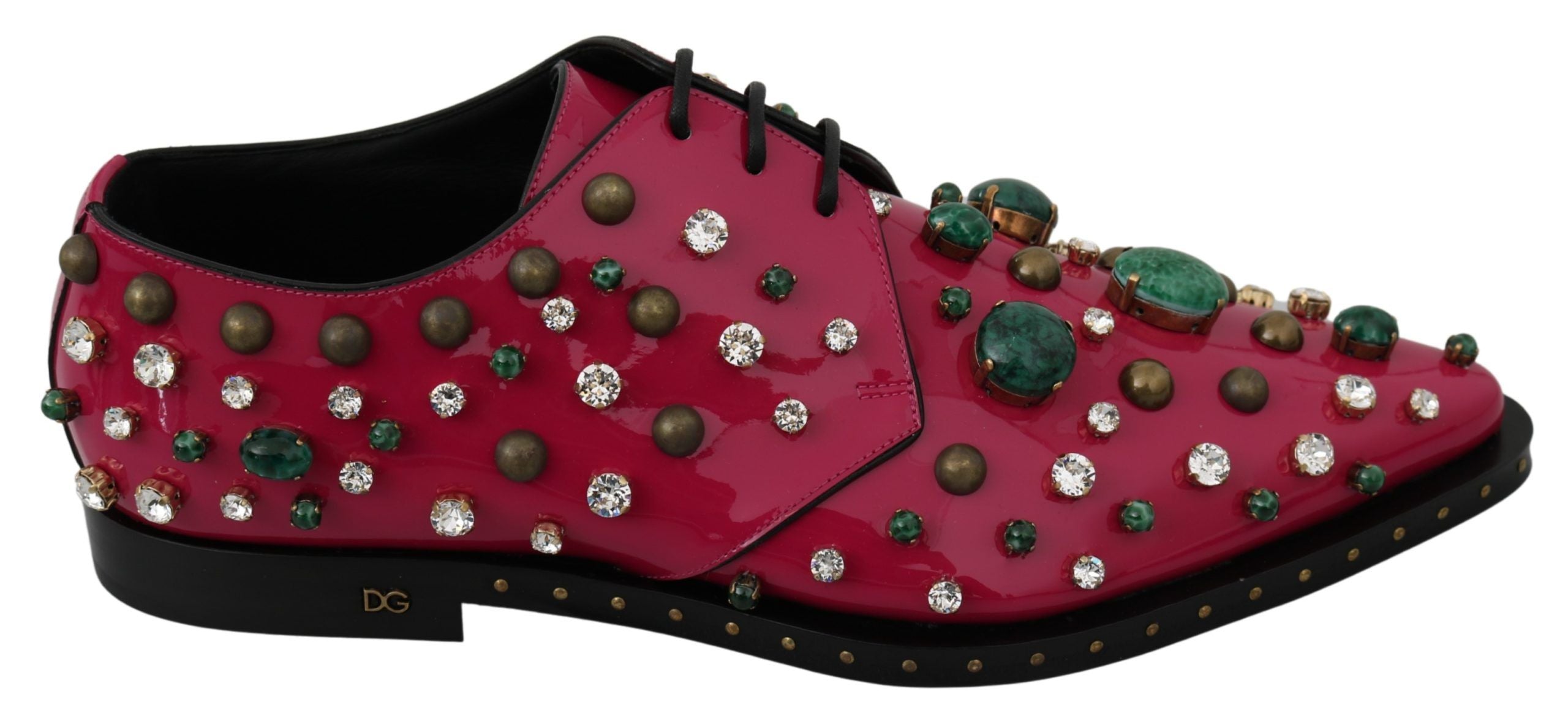 Chaussures brogue en cuir rose Dolce & Gabbana ornées de cristaux, vue de côté.