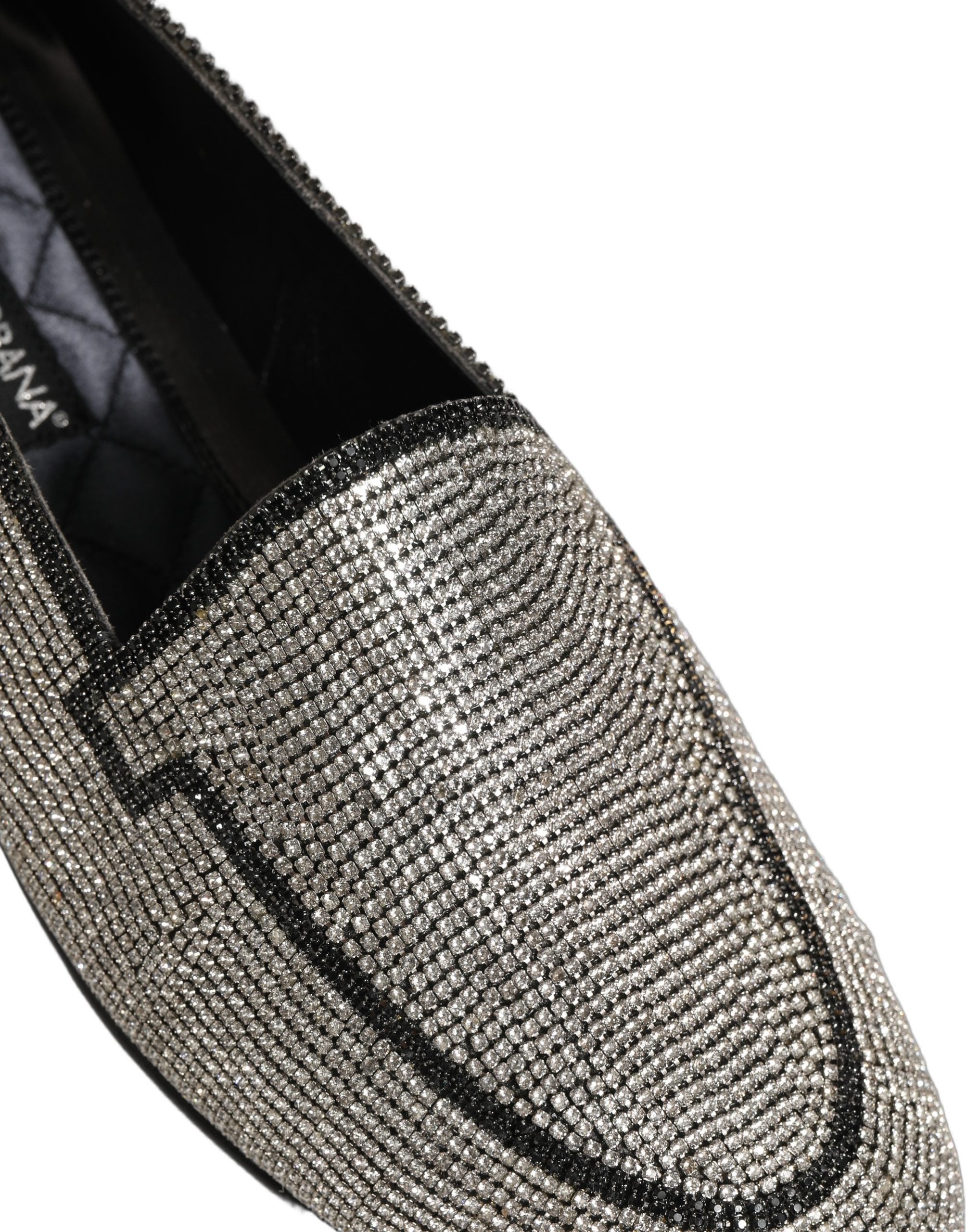 Chaussures mocassins pour homme Dolce & Gabbana ornées de cristaux argentés et de détails brillants.