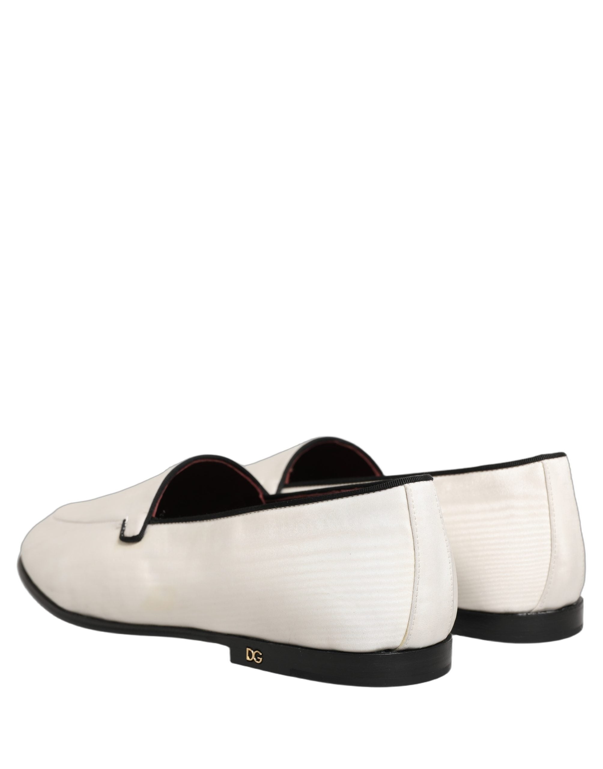 Chaussures mocassins en velours blanc pour homme Dolce & Gabbana, style slip-on élégants et confortables.