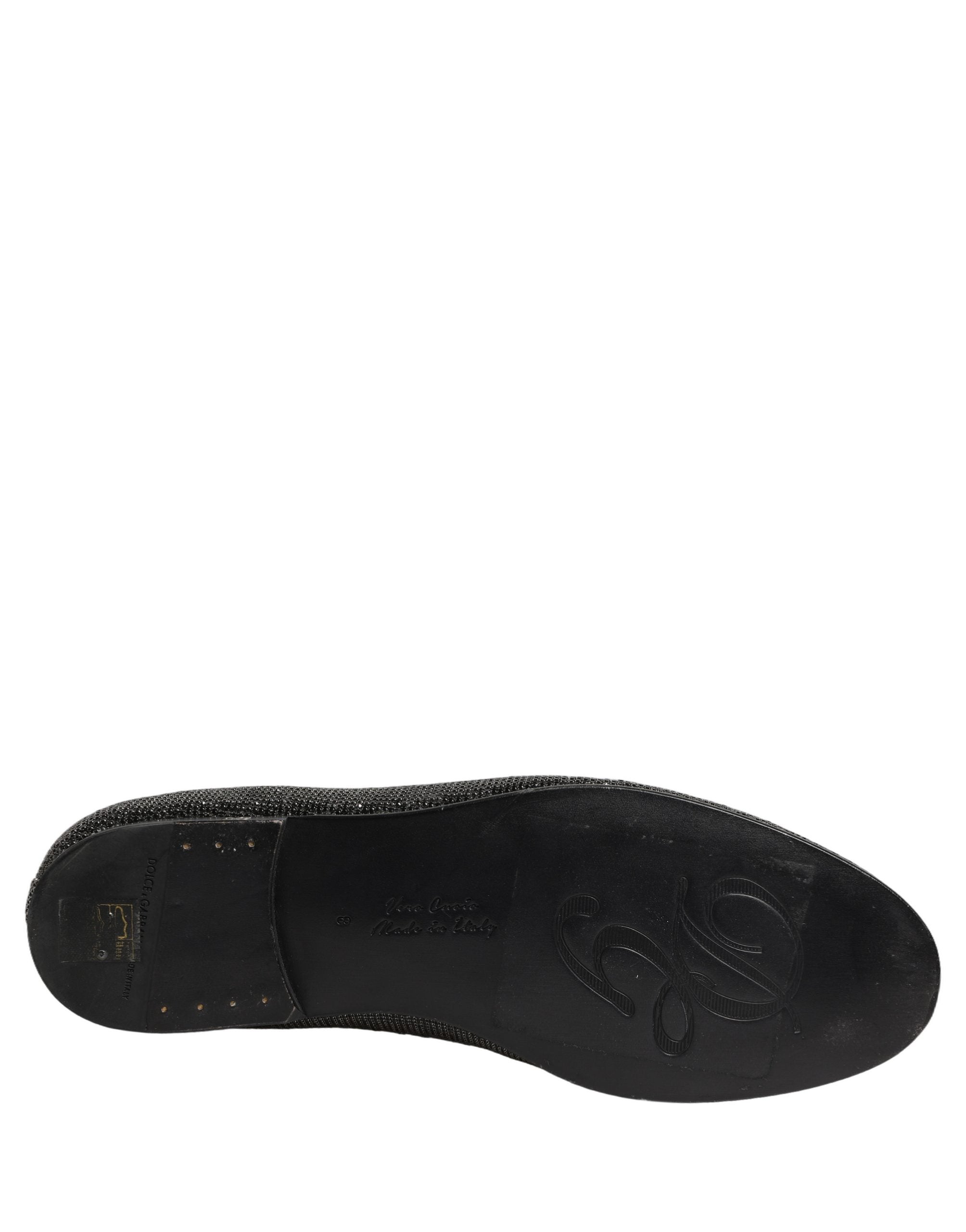 Chaussures loafers pour homme Dolce & Gabbana noires avec embellissements en cristaux, élégantes et sophistiquées.
