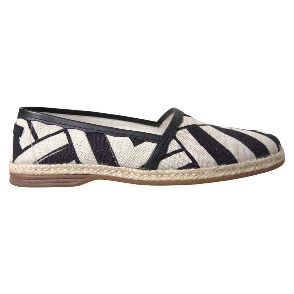 Chaussures espadrilles Dolce & Gabbana à rayures noires et blanches, slip-on élégantes pour femmes.