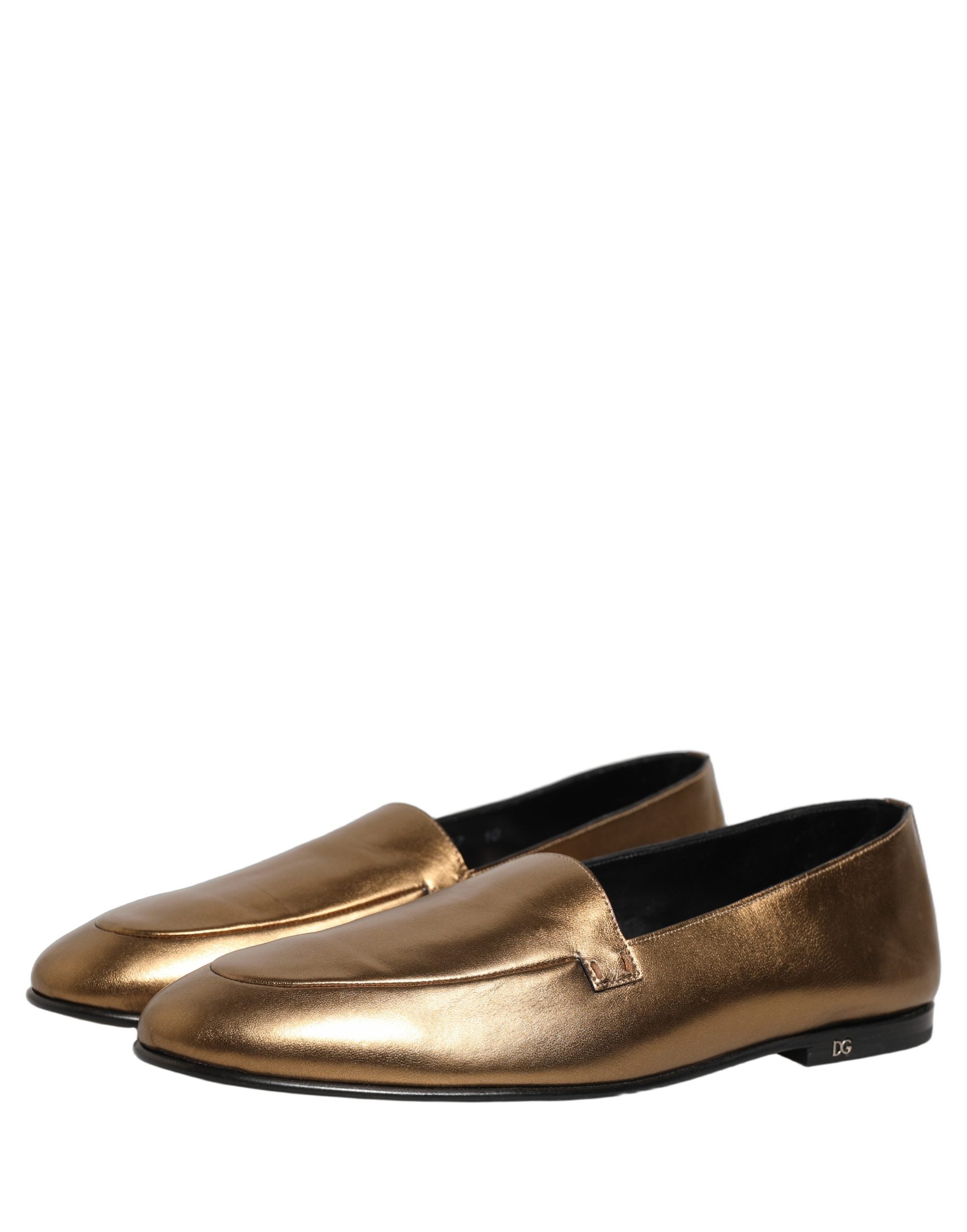 Mocassins homme Dolce & Gabbana en cuir doré avec logo DG, style slip-on et design élégant.