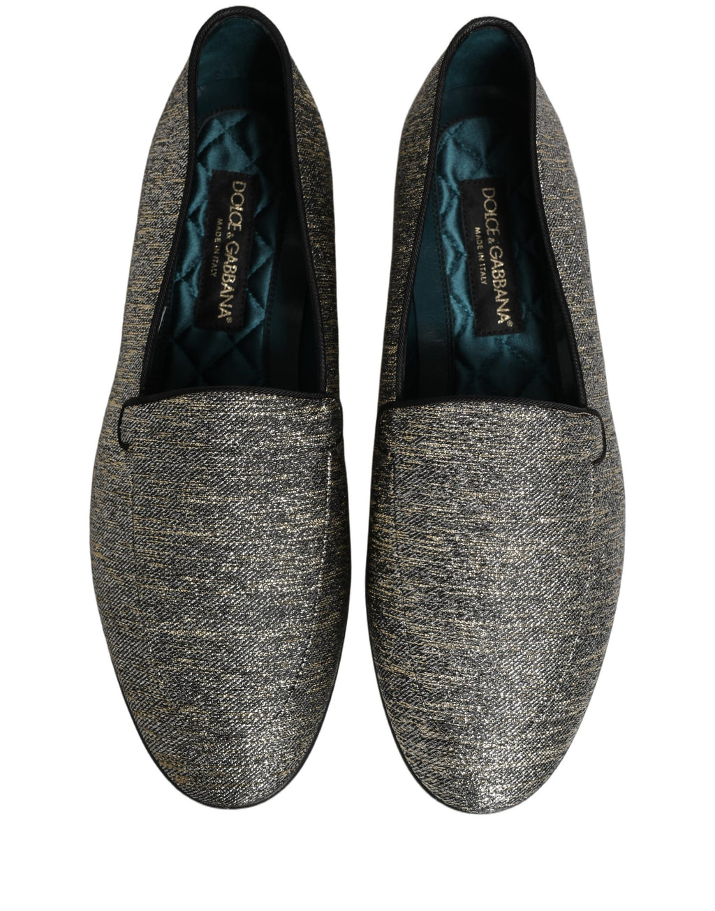 Chaussures Dolce & Gabbana en daim gris avec logo DG et détails scintillants, style loafers élégants.