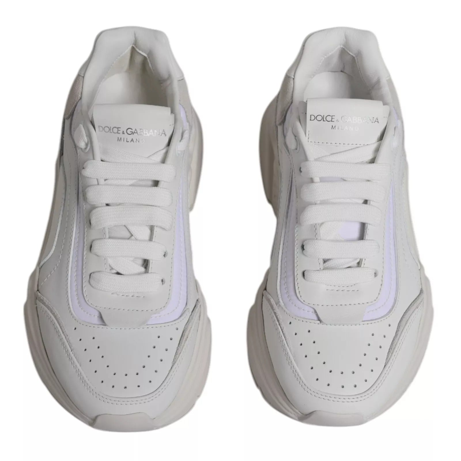 Chaussures sneakers blanches Dolce & Gabbana Daymaster pour homme, baskets basses élégantes et confortables.