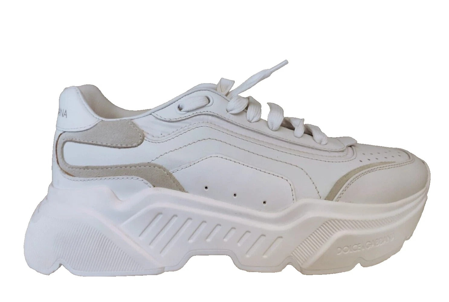 Chaussures sneakers basses blanches Dolce & Gabbana Daymaster pour homme, design élégant et moderne.