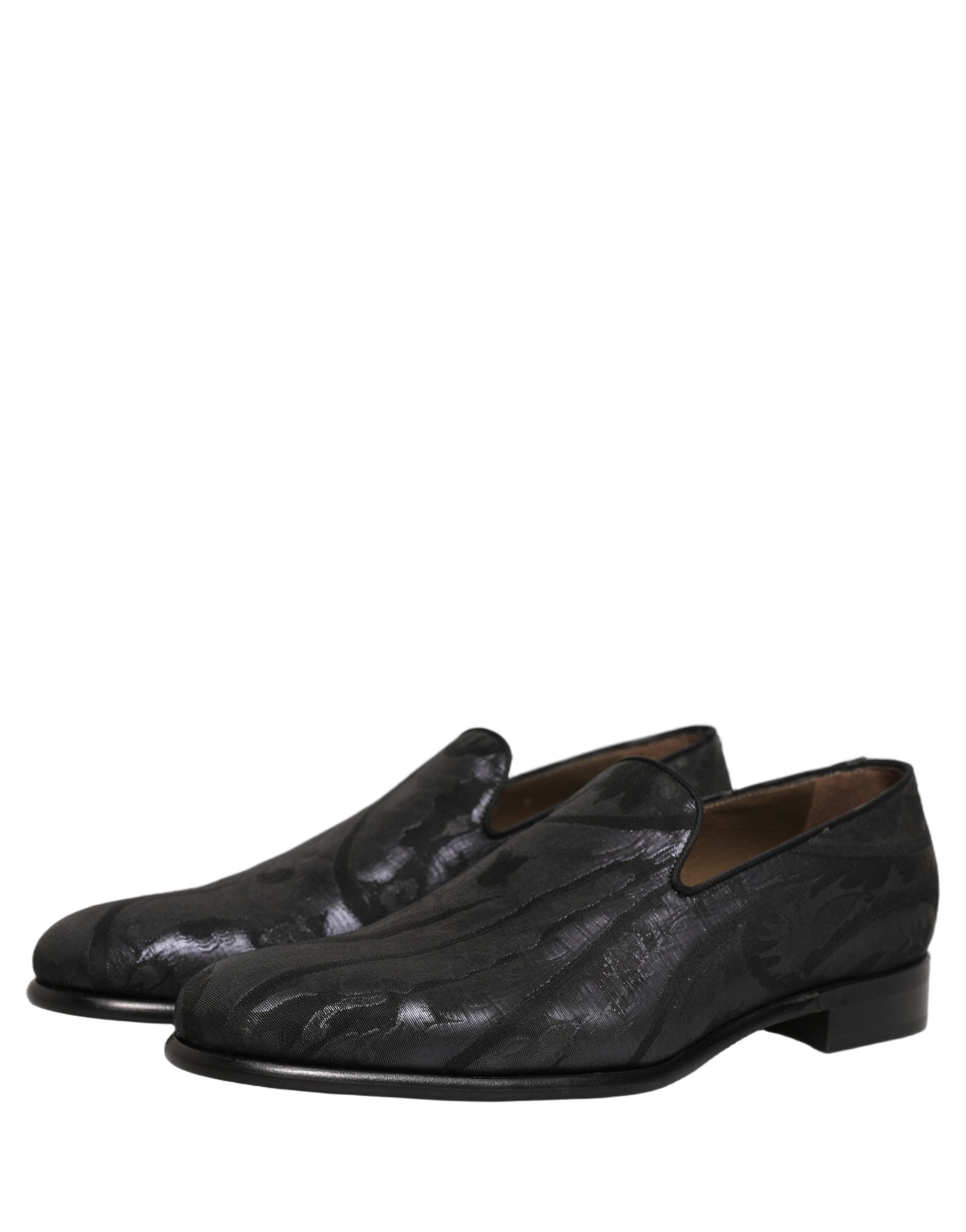 Chaussures mocassins hommes Dolce & Gabbana en brocart noir, slip-on élégants pour dressage, finition sophistiquée.