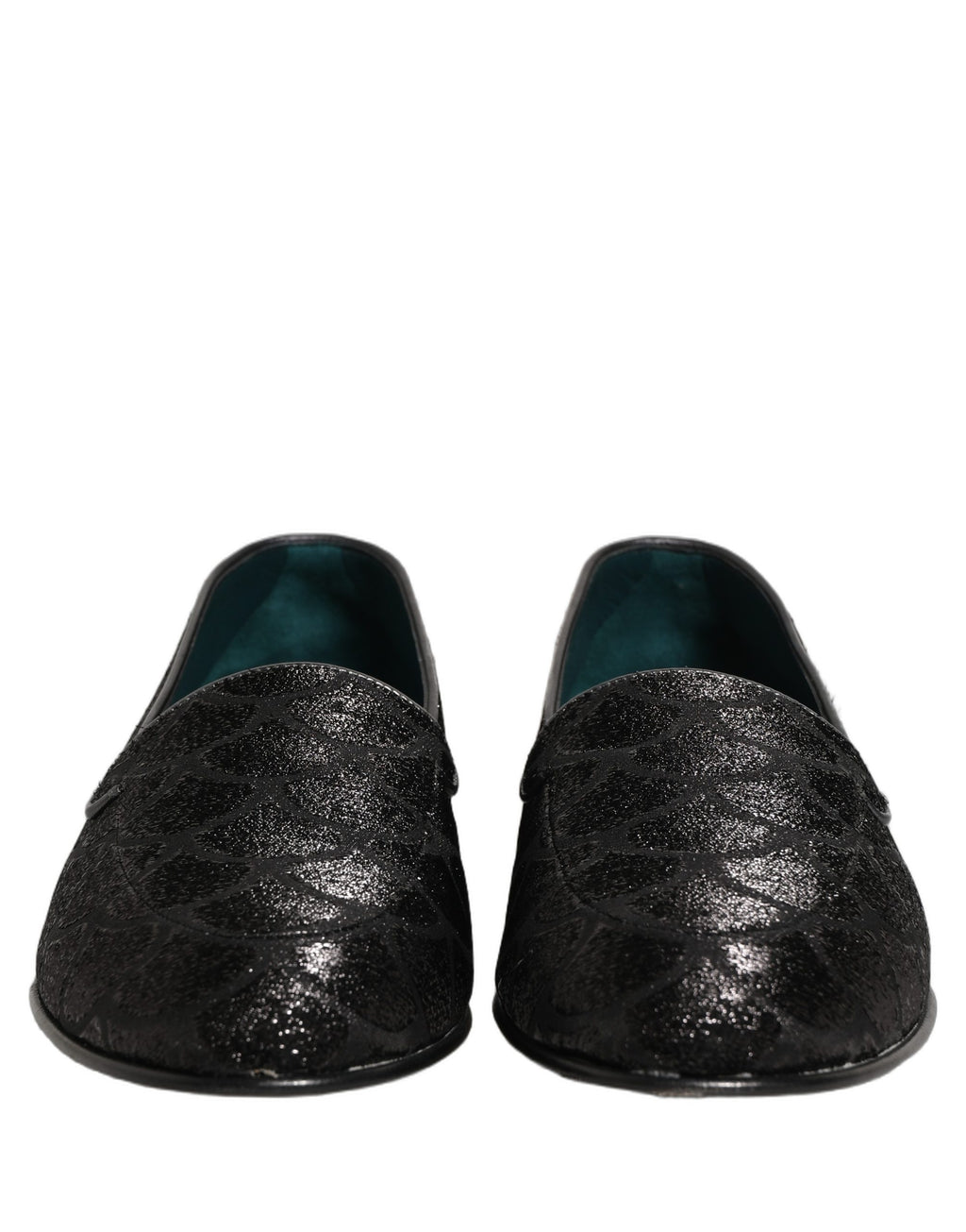 Chaussures mocassins homme Dolce & Gabbana en brocart noir brillant à motif brodé, élégantes et sophistiquées.