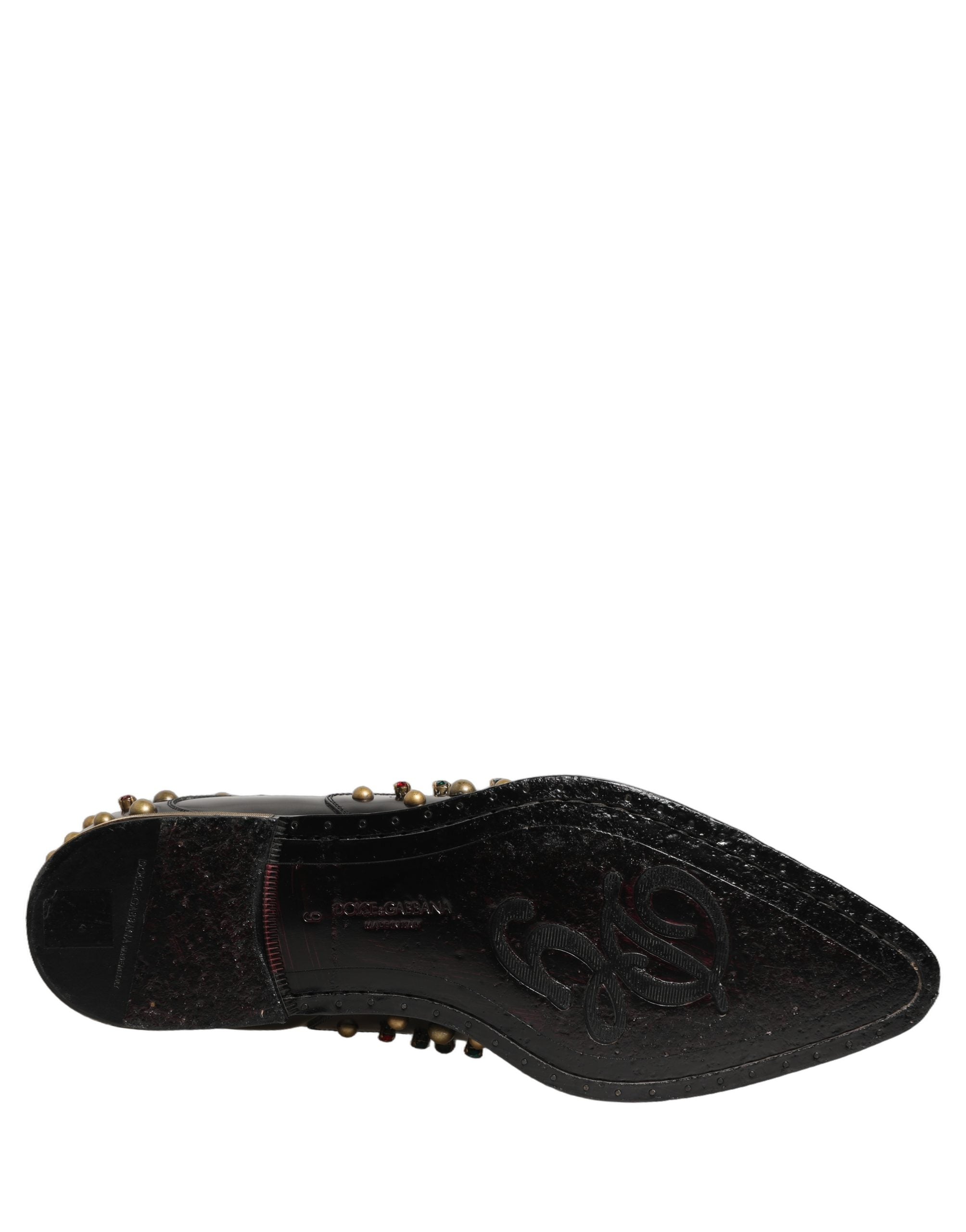Chaussures Derby en cuir noir Dolce & Gabbana avec studs, chaussures formelles élégantes pour homme.