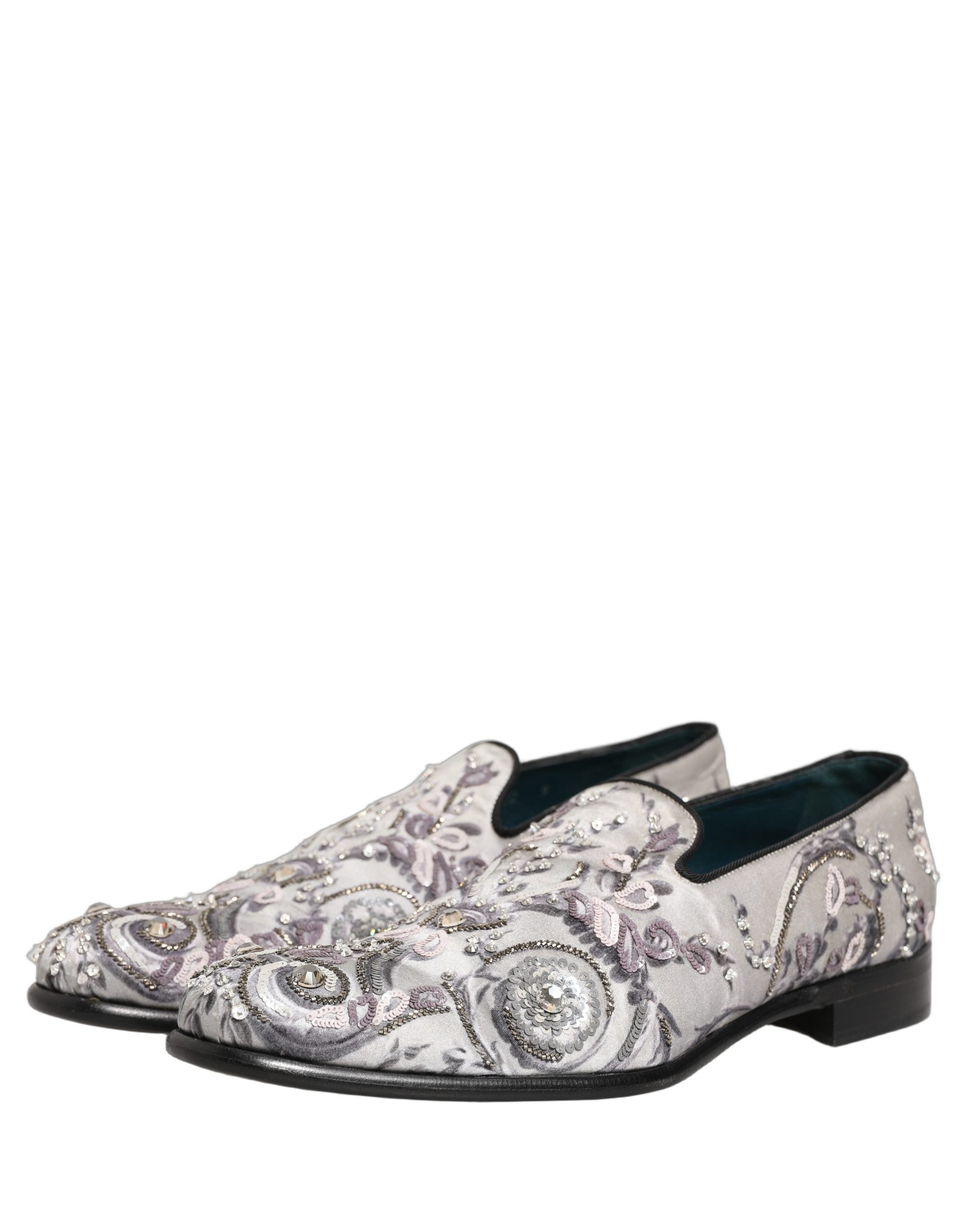 Chaussures mocassins Dolce & Gabbana blanches à sequins pour occasion formelle, en slip-on élégants et brillants.
