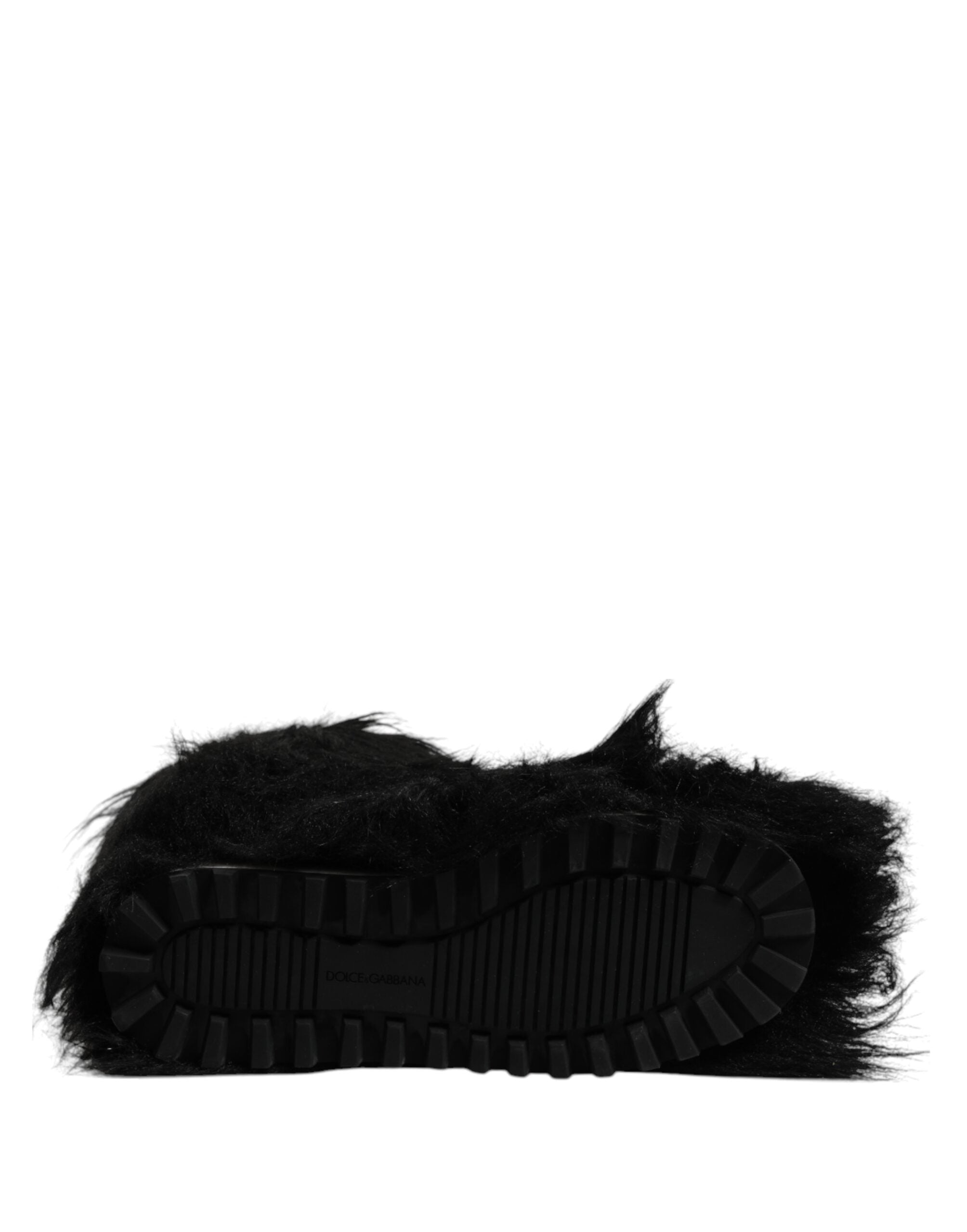 Bottes mi-mollet en fausse fourrure noire de Dolce & Gabbana, chaussures élégantes et chaudes pour l'hiver.