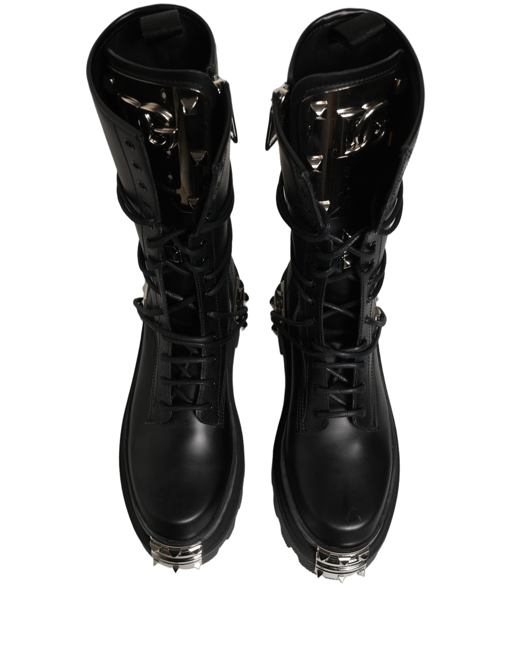 Bottes combat à plateforme noires Dolce & Gabbana avec studs, style robuste et tendance, vues de face sur fond blanc.