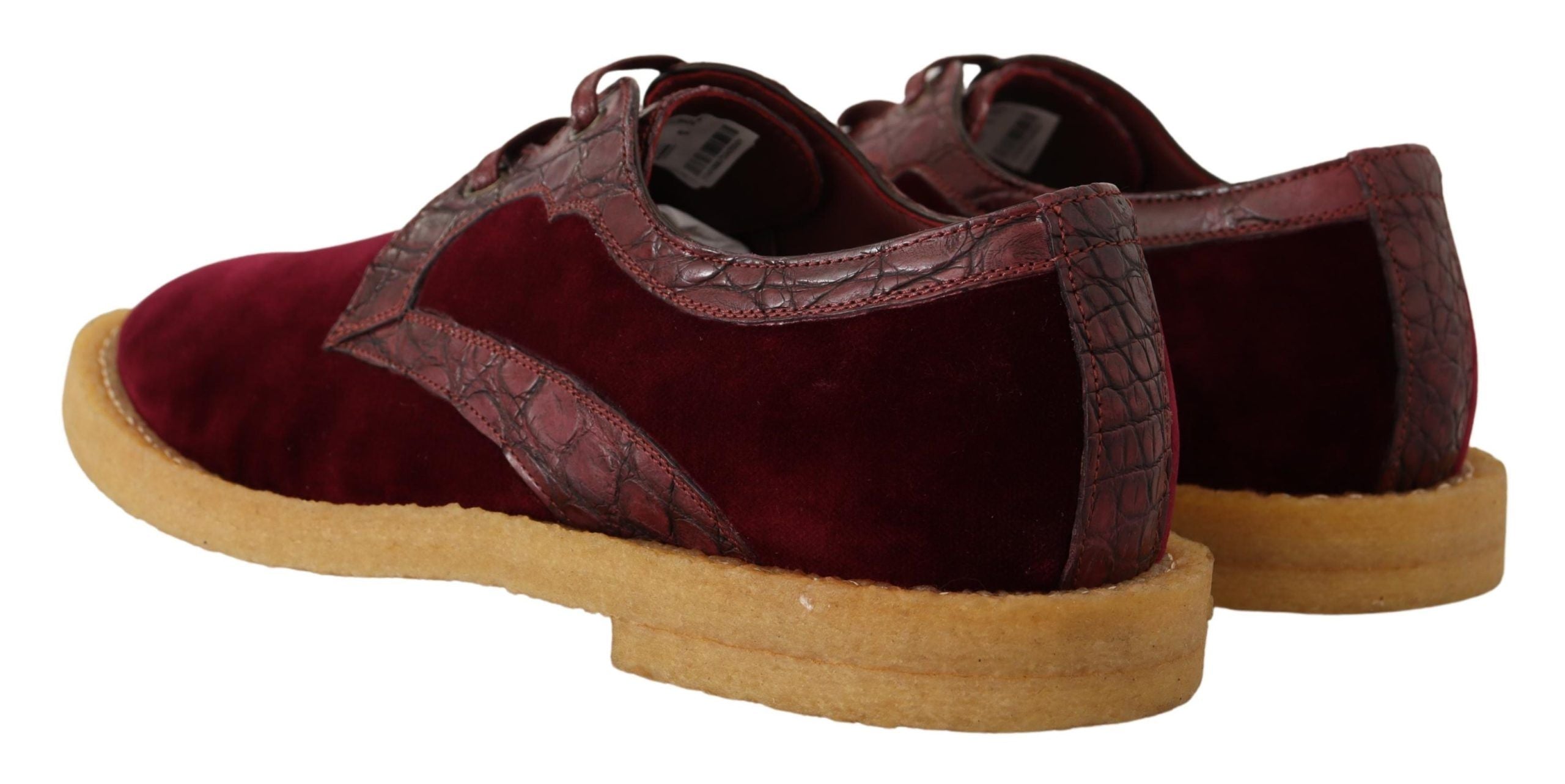 Chaussures en velours bordeaux Dolce & Gabbana avec cuir exotique, élégantes et luxueuses, pour un style sophistiqué.