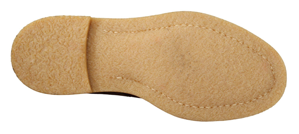 Chaussures en velours bordeaux Dolce & Gabbana avec détails en cuir exotique, élégantes et sophistiquées.