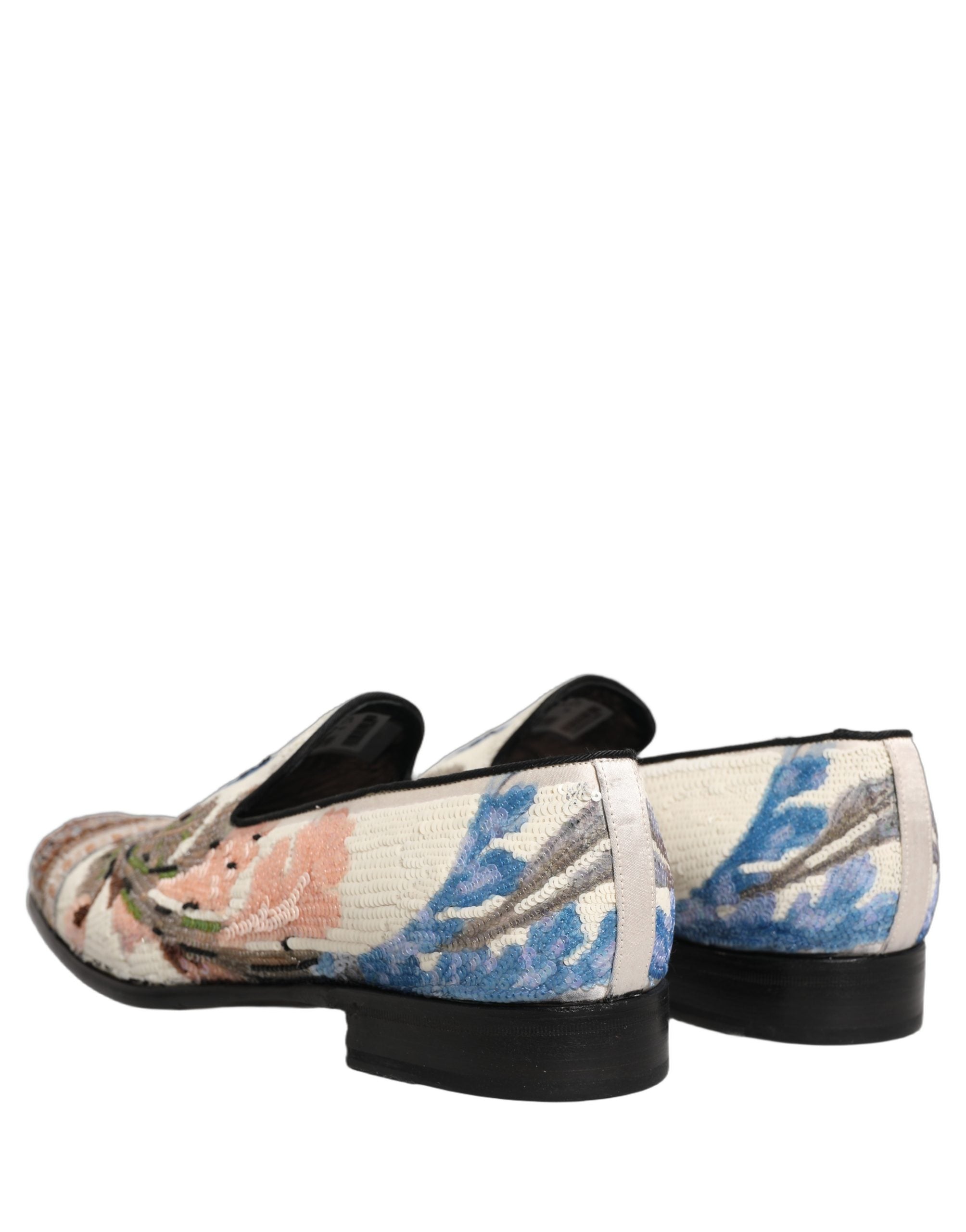 Chaussures mocassins Dolce & Gabbana à sequins multicolores et broderies, élégantes et raffinées.