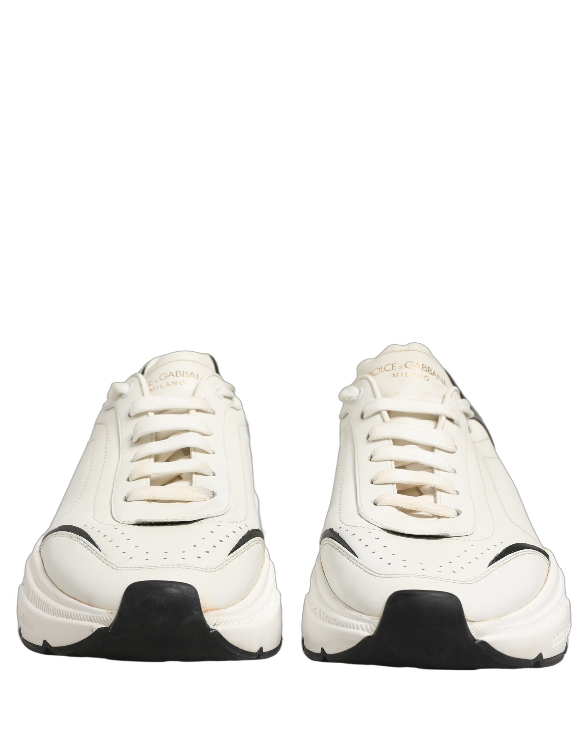 Chaussures sneakers basses Dolce & Gabbana Daymaster en blanc et noir, modèles décontractés pour homme.