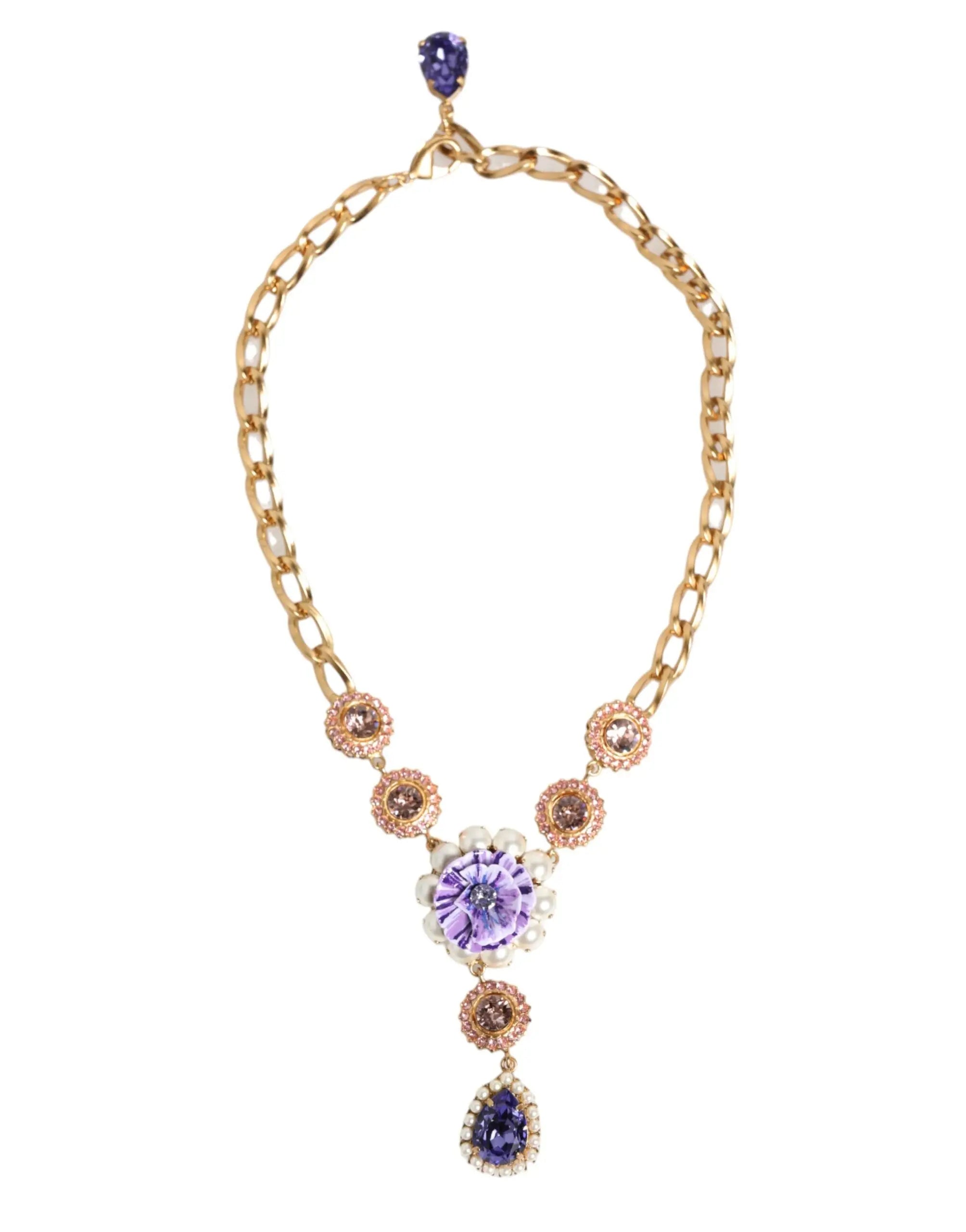 Collier en laiton doré dolce & gabbana avec pendentif floral violet en cristal améthyste et perles éclatantes