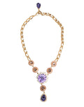 Collier dolce & gabbana en laiton doré avec pendentif floral violet en cristal, perles et breloques cuivrées
