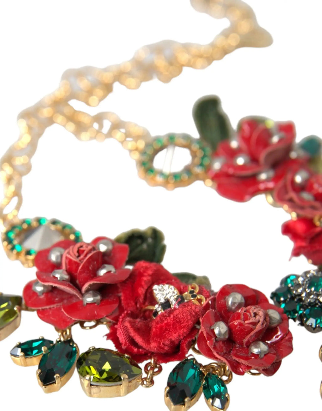Dolce & gabbana collier pendentif crystal rosepetal en laiton doré avec chaîne maillons orné de fleurs rouges et pierres vert émeraude